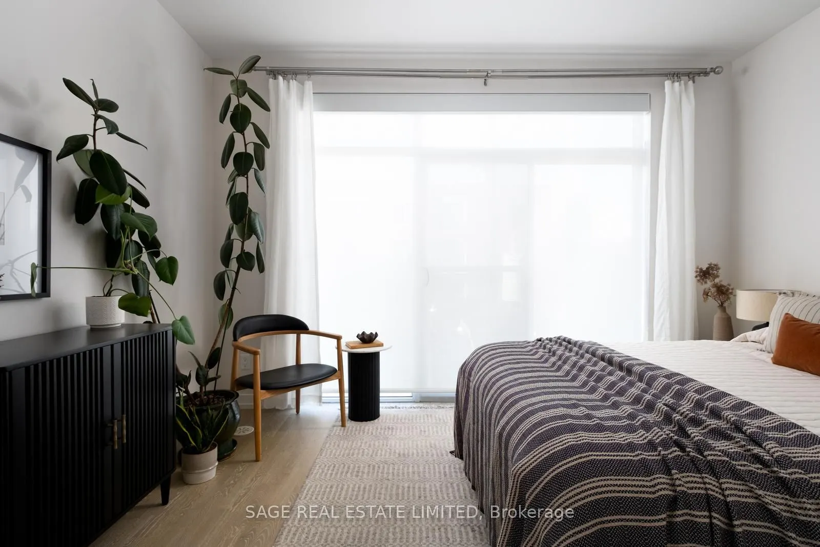 1321 Gerrard Street E, #8
