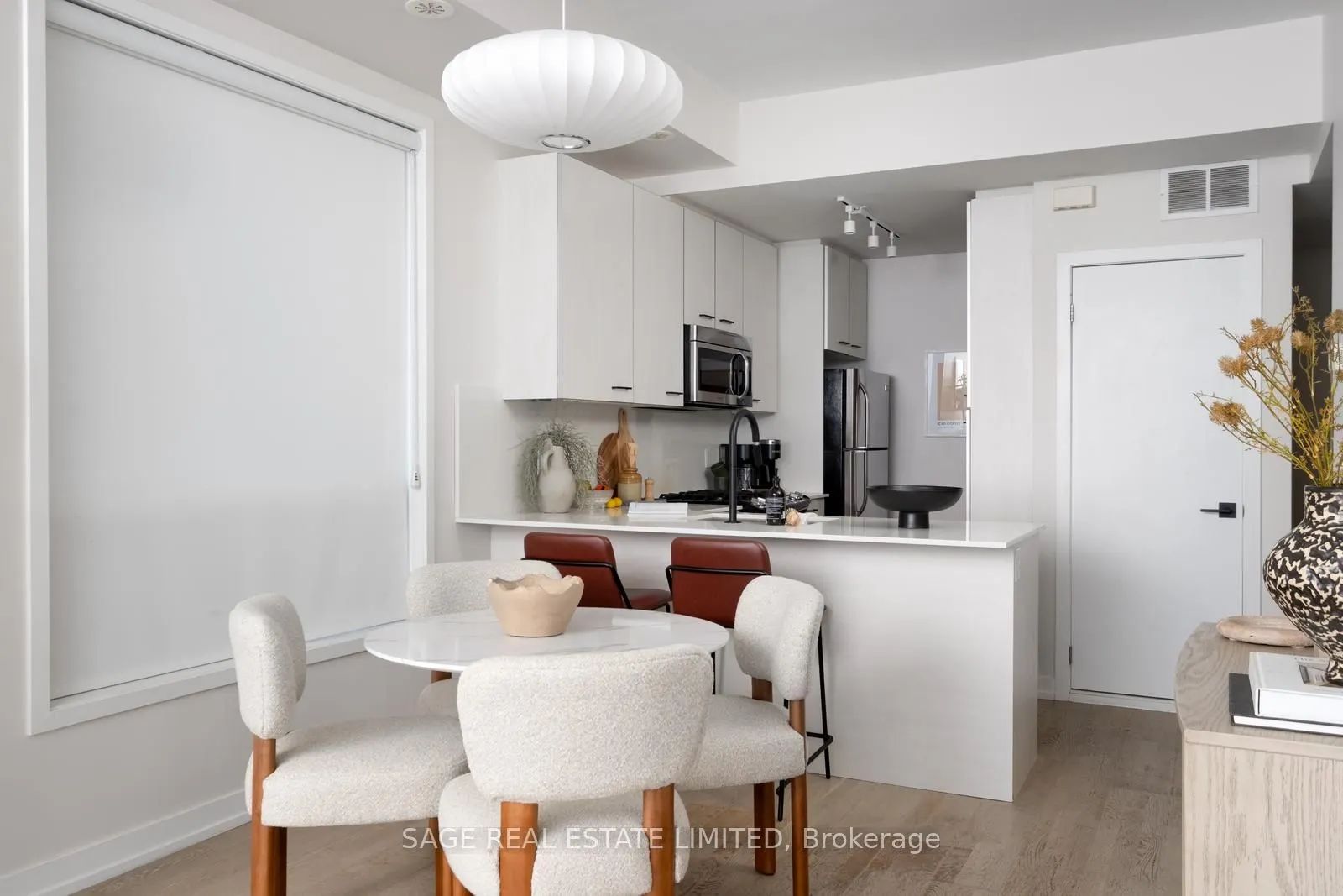 1321 Gerrard Street E, #8