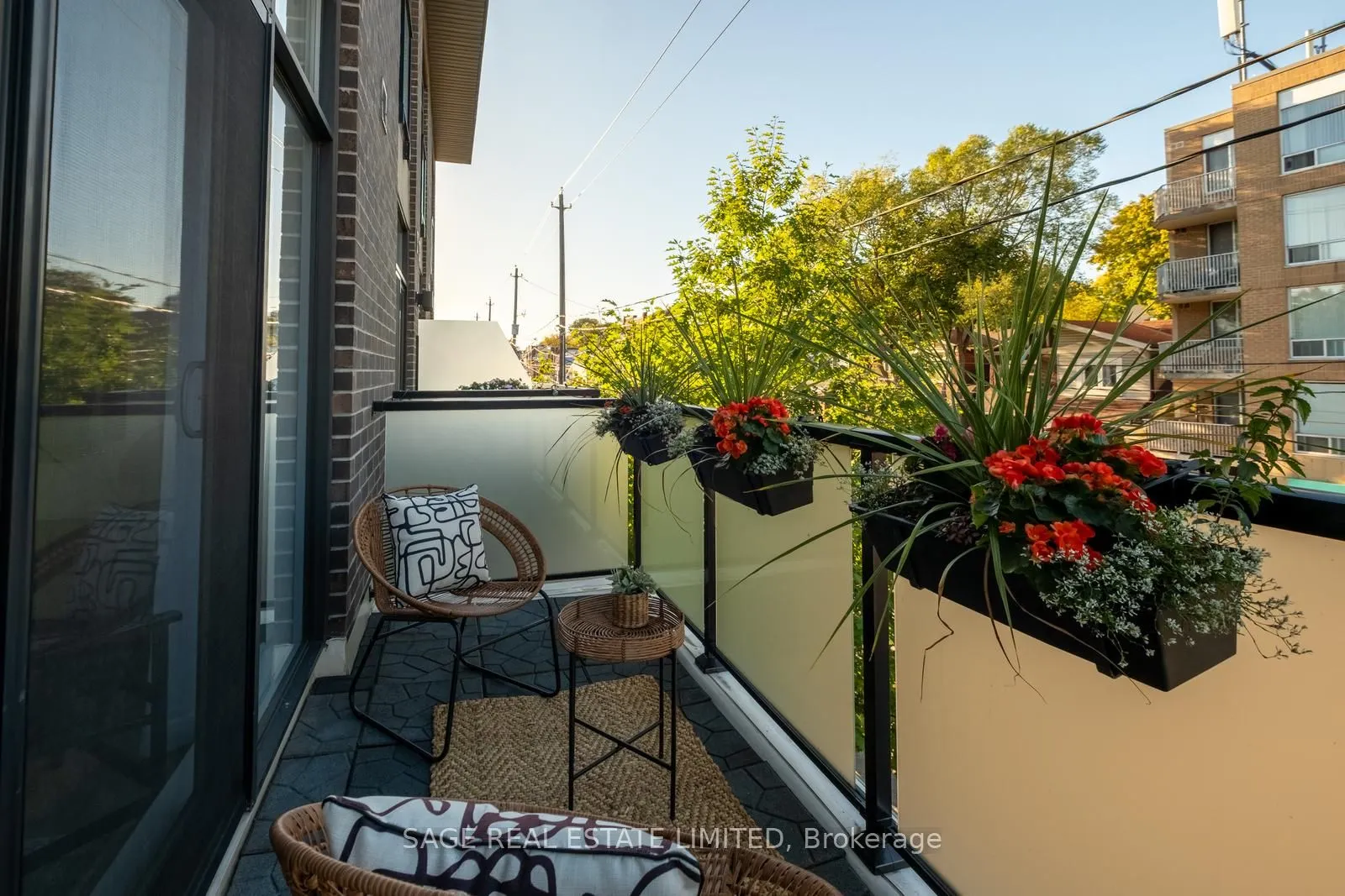 1321 Gerrard Street E, #8
