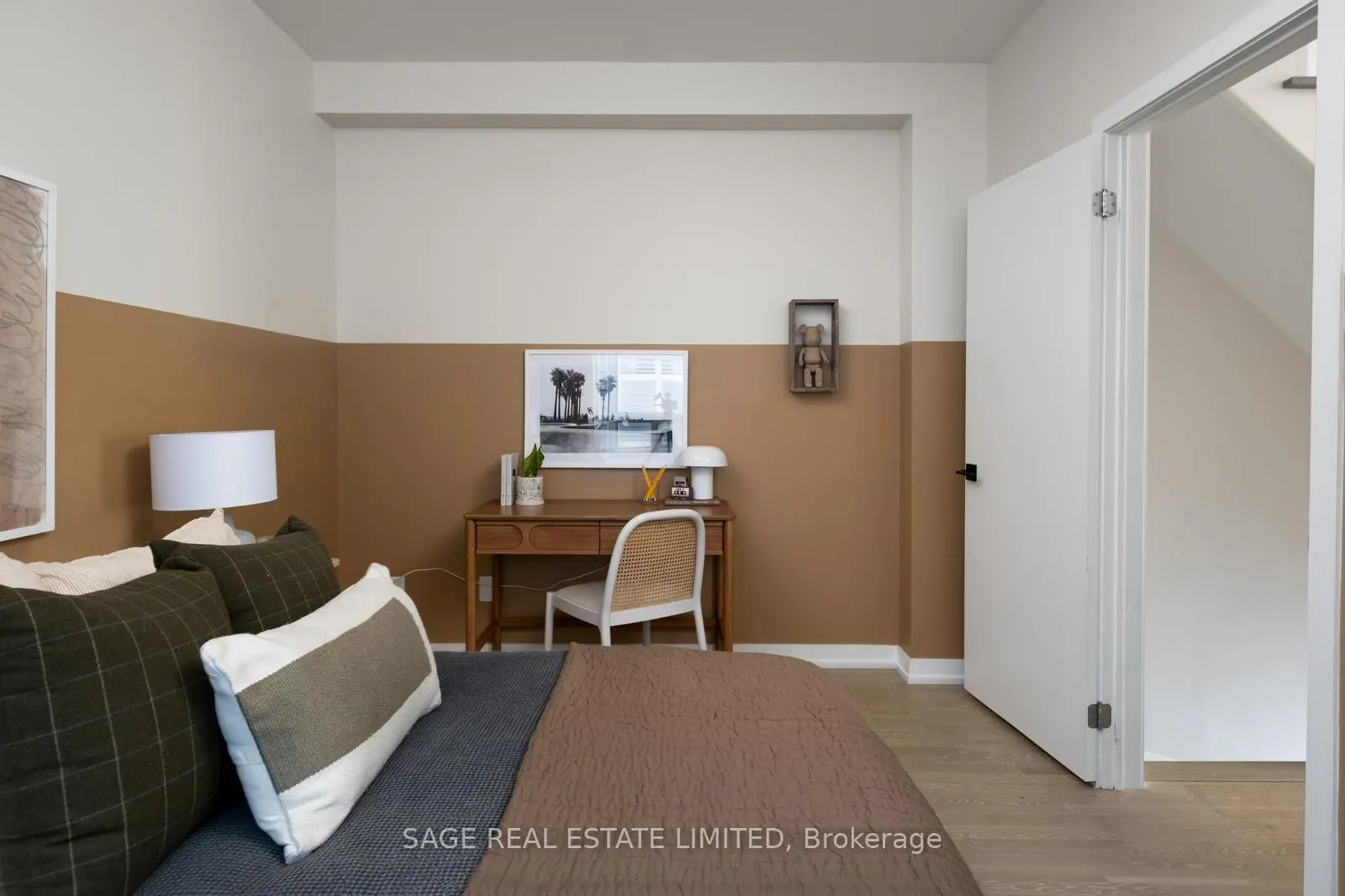1321 Gerrard Street E, #8