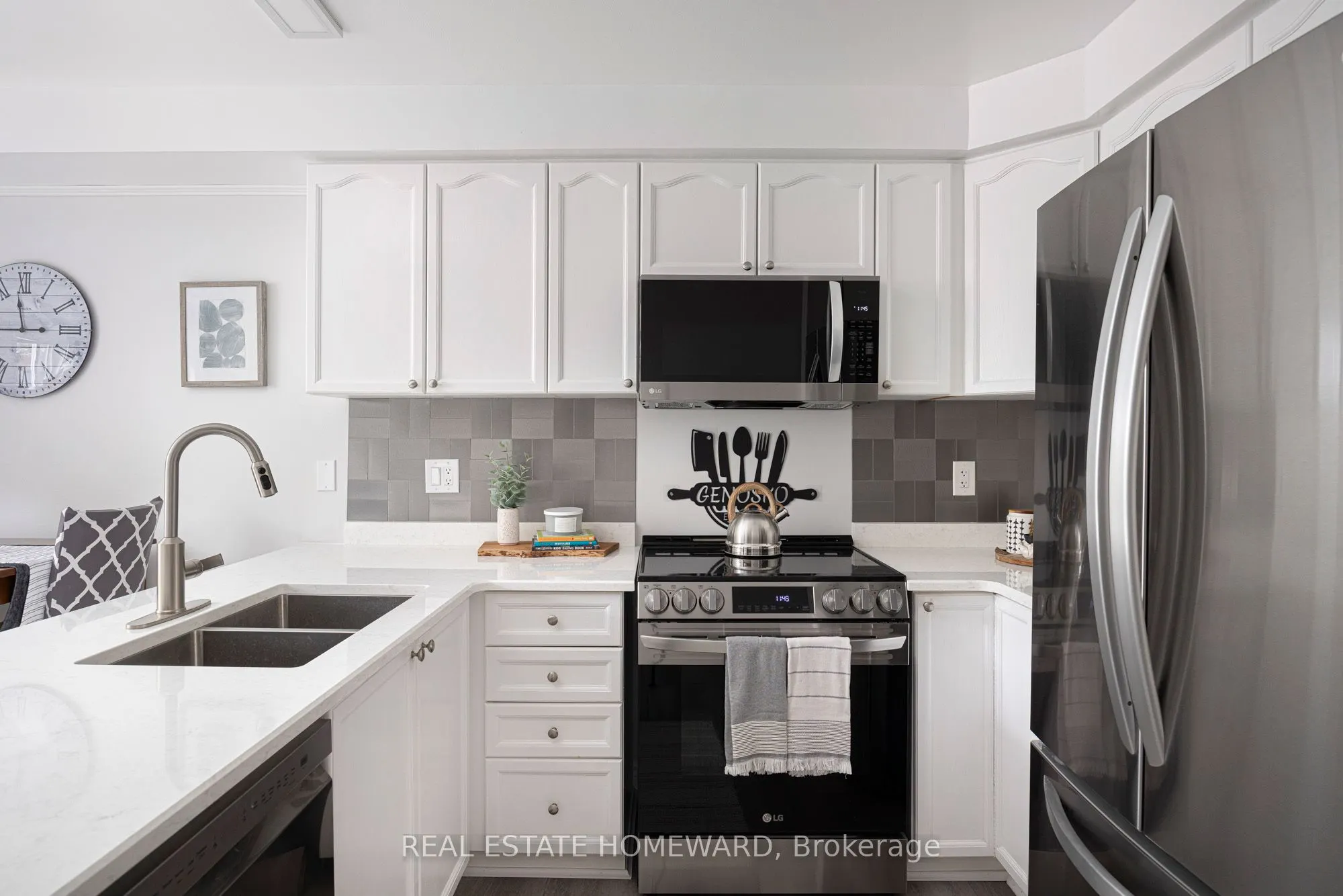 49 Waterview Lane