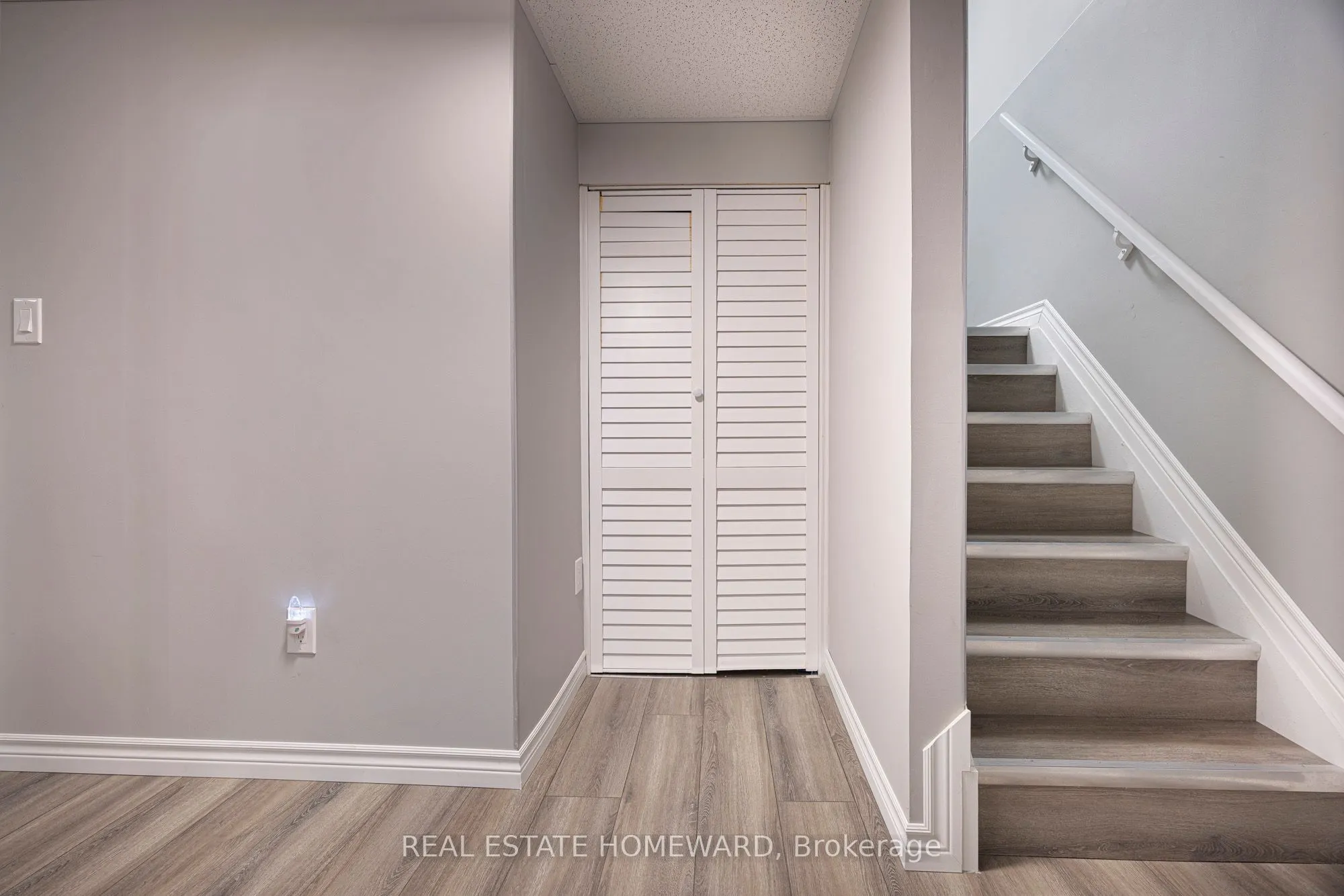 49 Waterview Lane