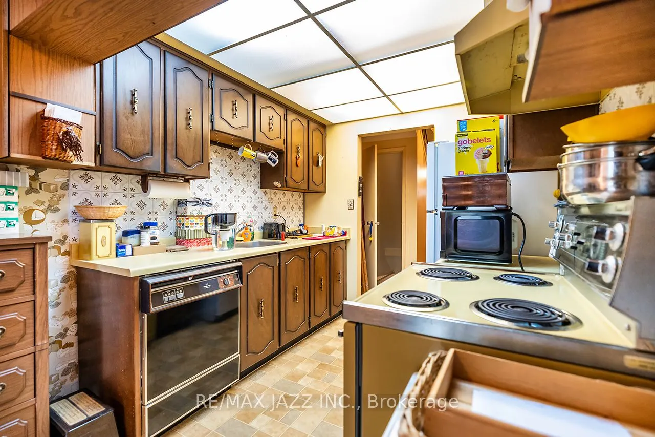 1330 Trowbridge Drive, #81