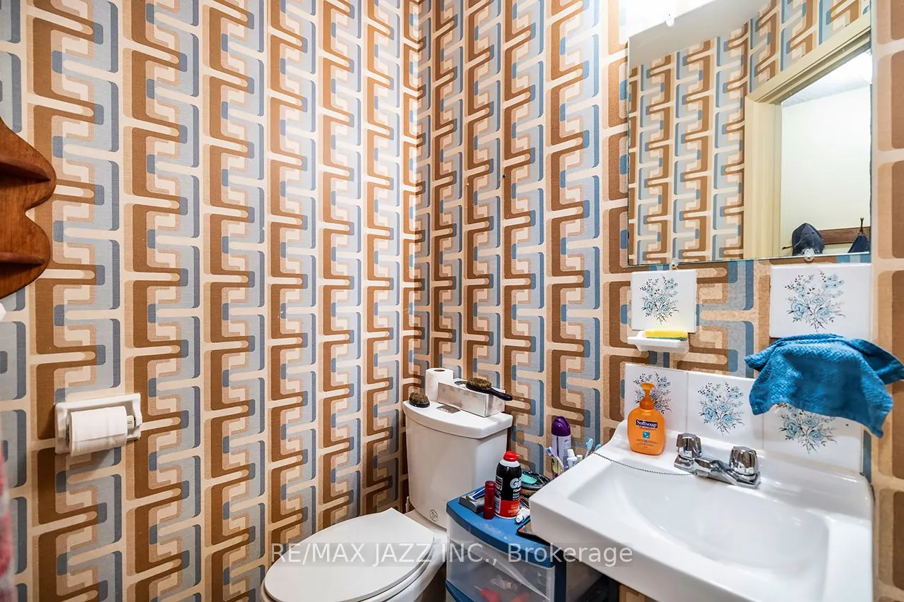 1330 Trowbridge Drive, #81