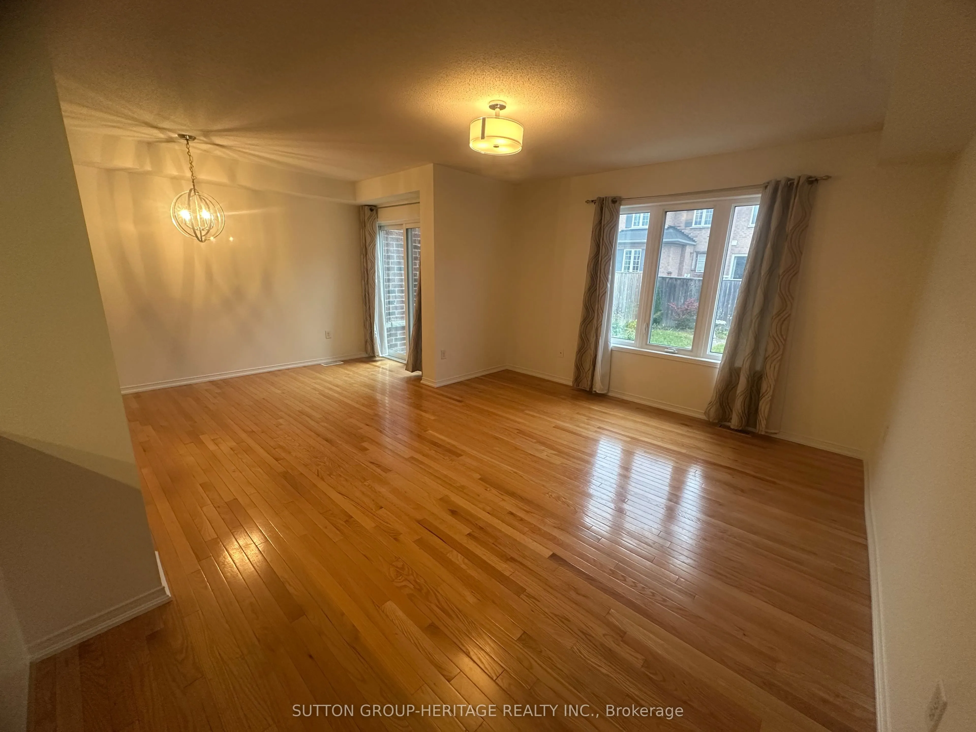 4 Summerside Avenue