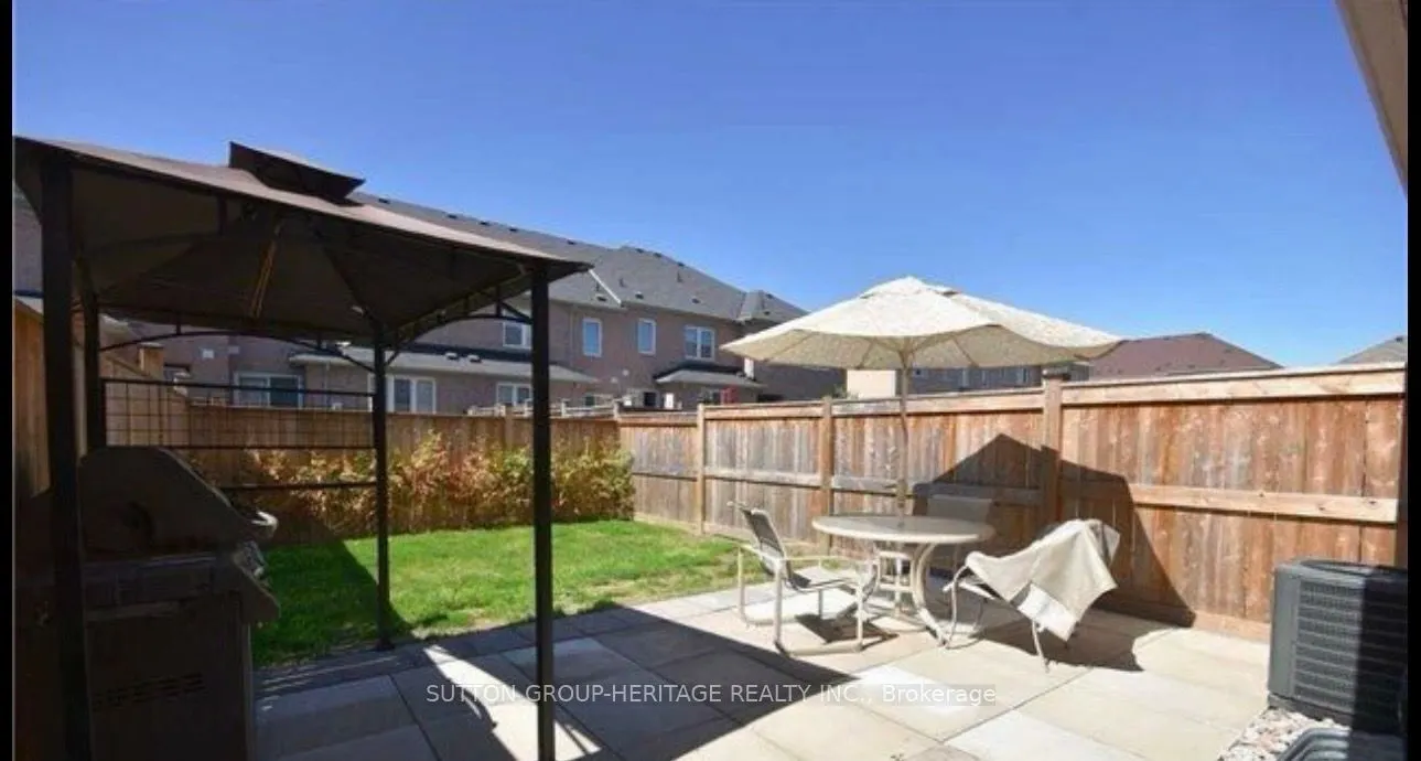 4 Summerside Avenue