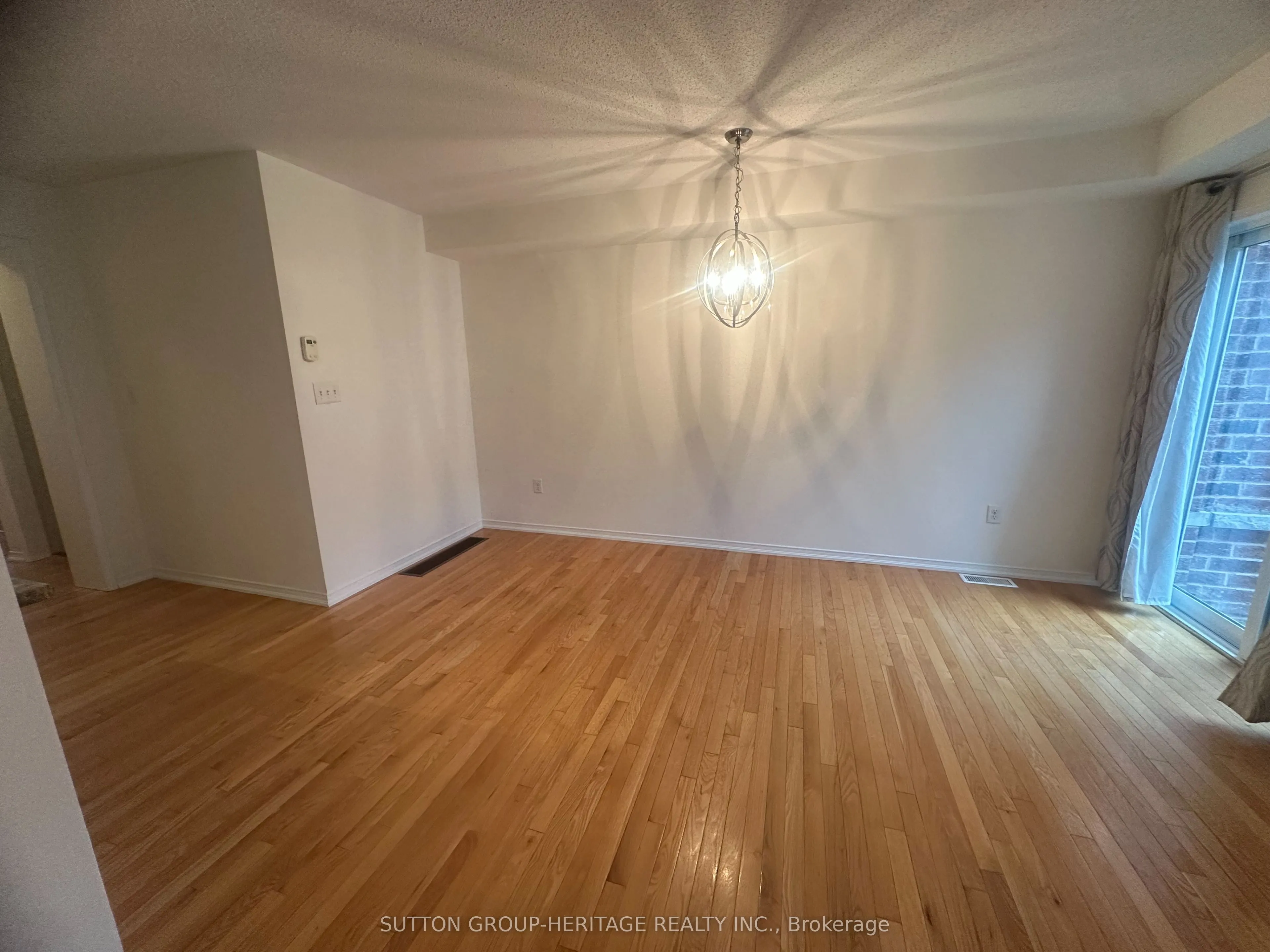 4 Summerside Avenue
