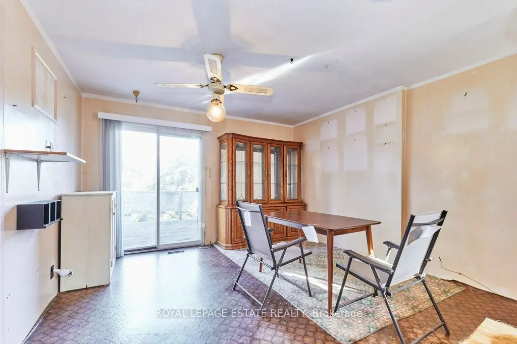 121 Galloway Road