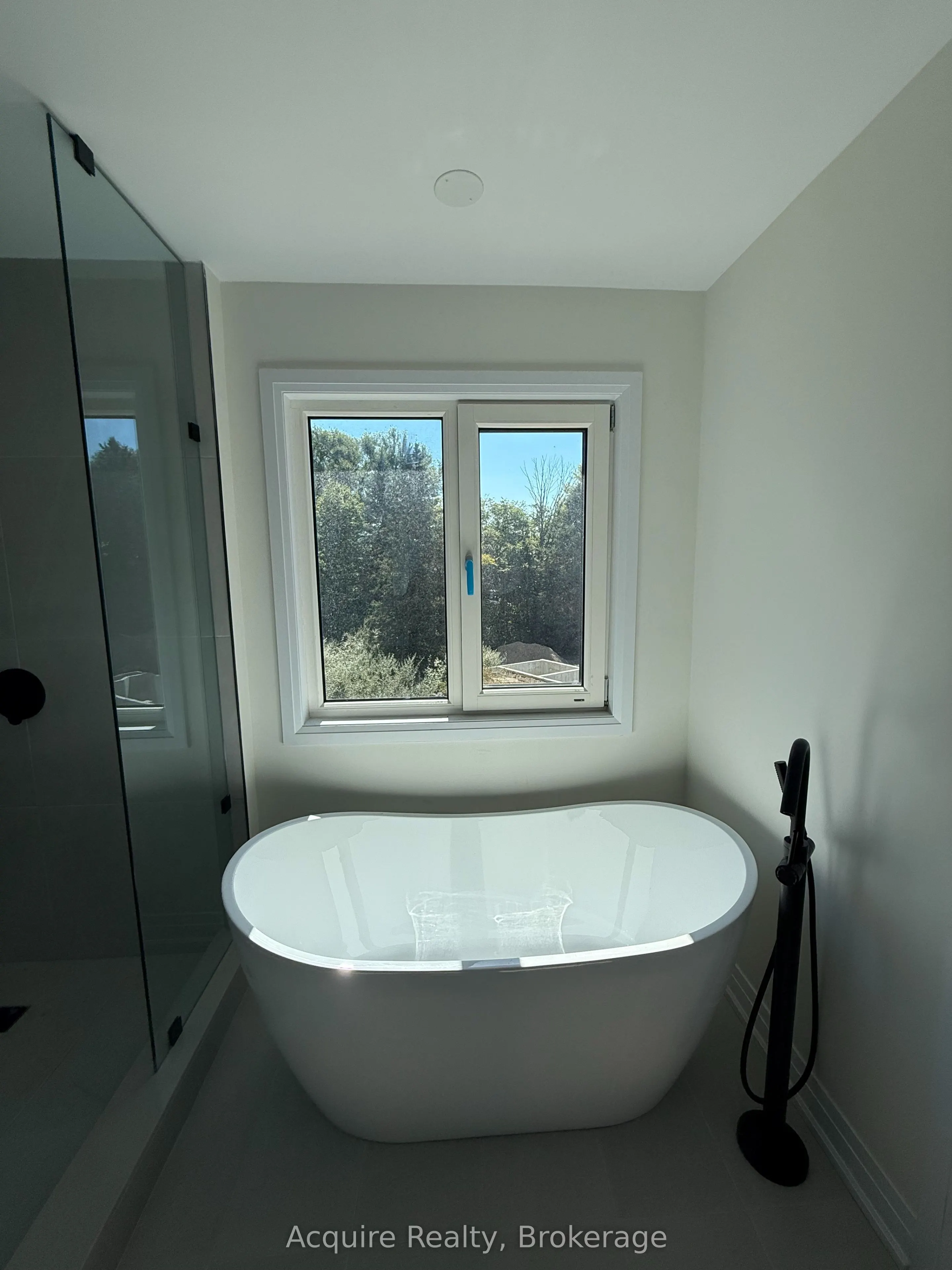 11 Dagenham Dr Drive