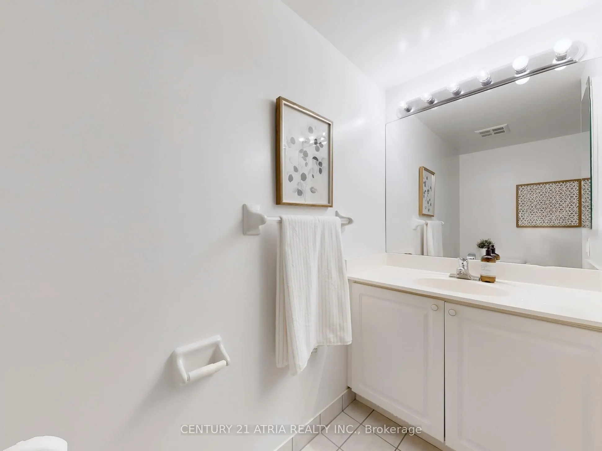 3088 Kennedy Road, #712