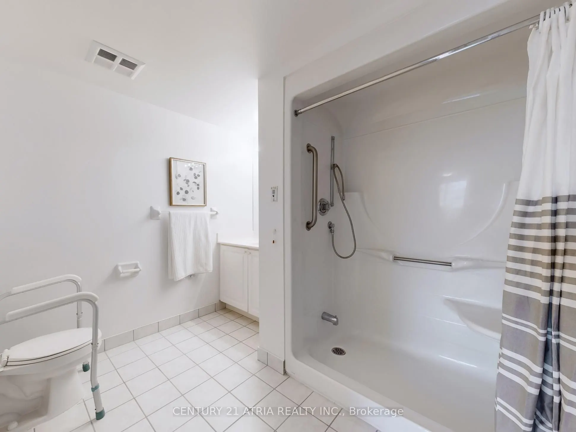 3088 Kennedy Road, #712