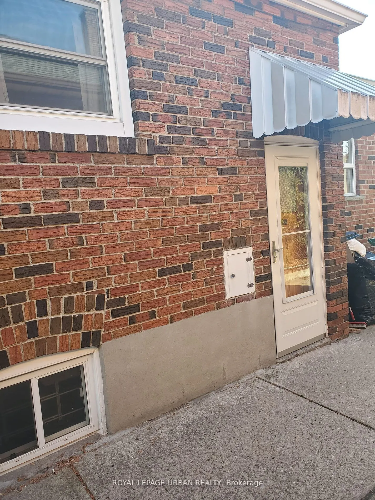304 Linsmore Crescent