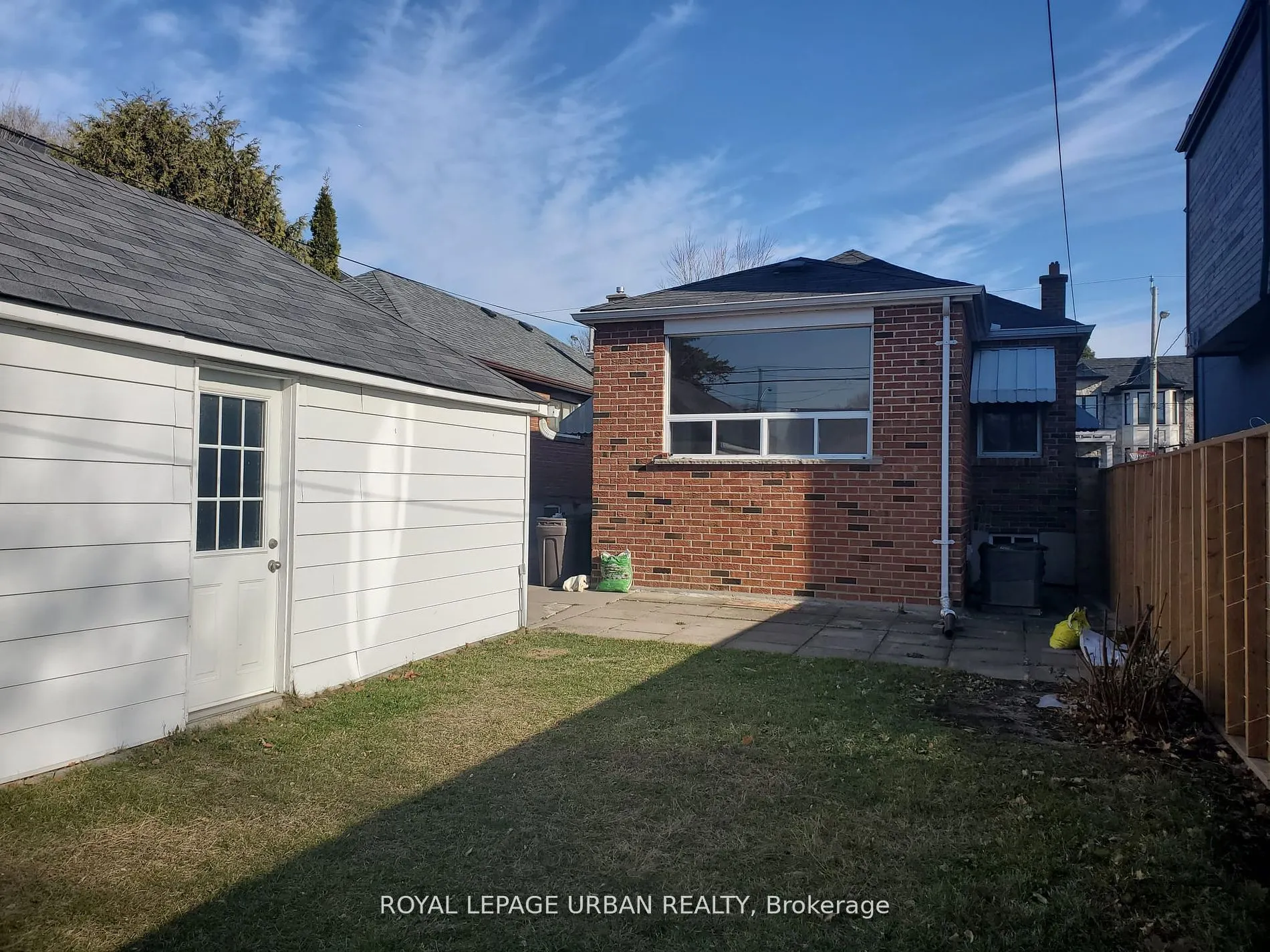 304 Linsmore Crescent