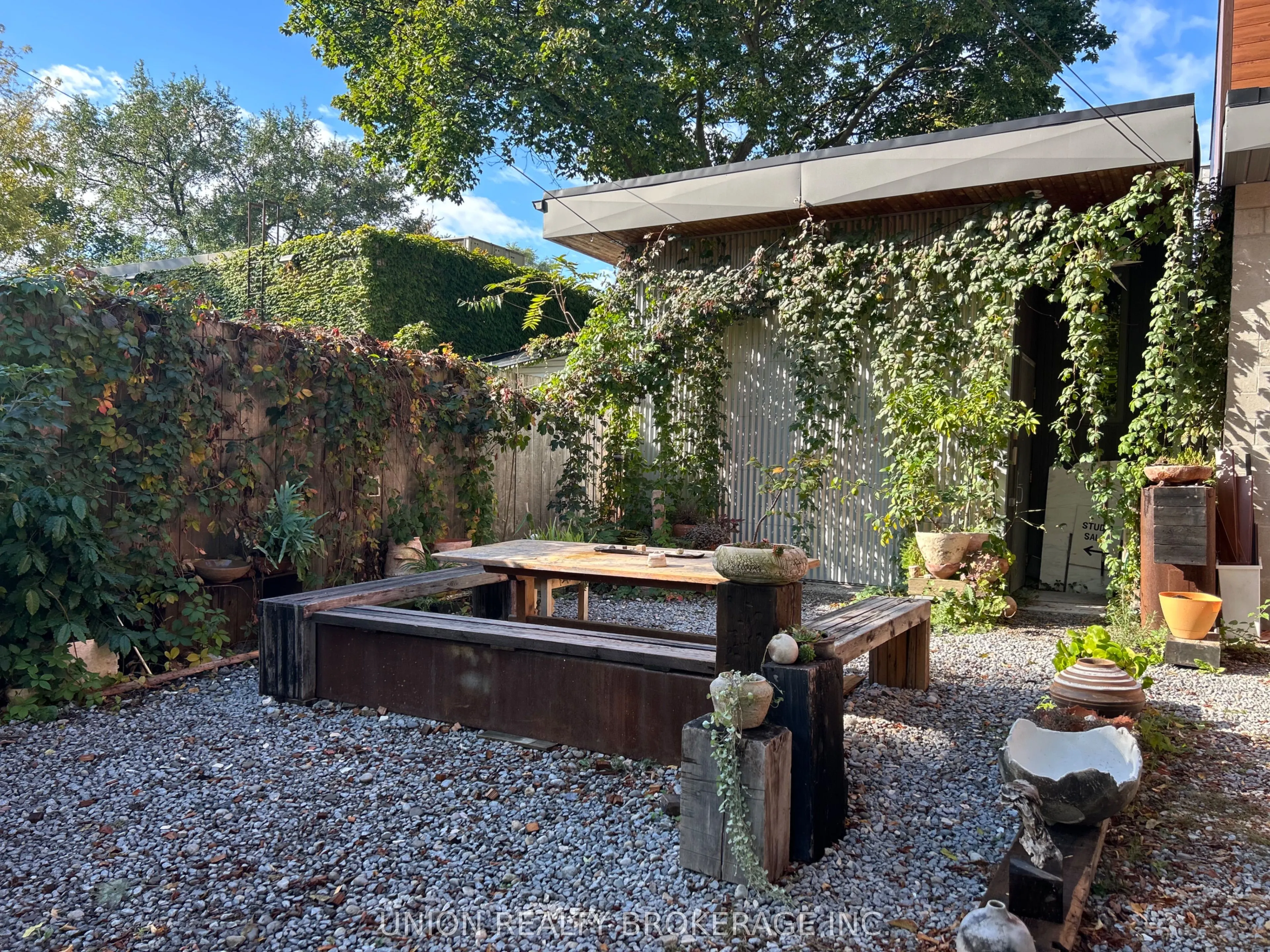 303 Coxwell Avenue, #rear workspace