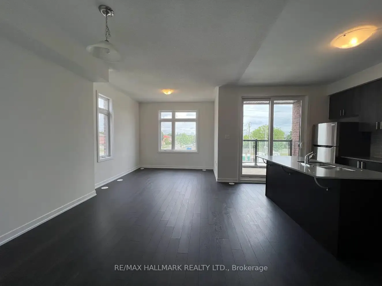 1865 Pickering Parkway S, #101