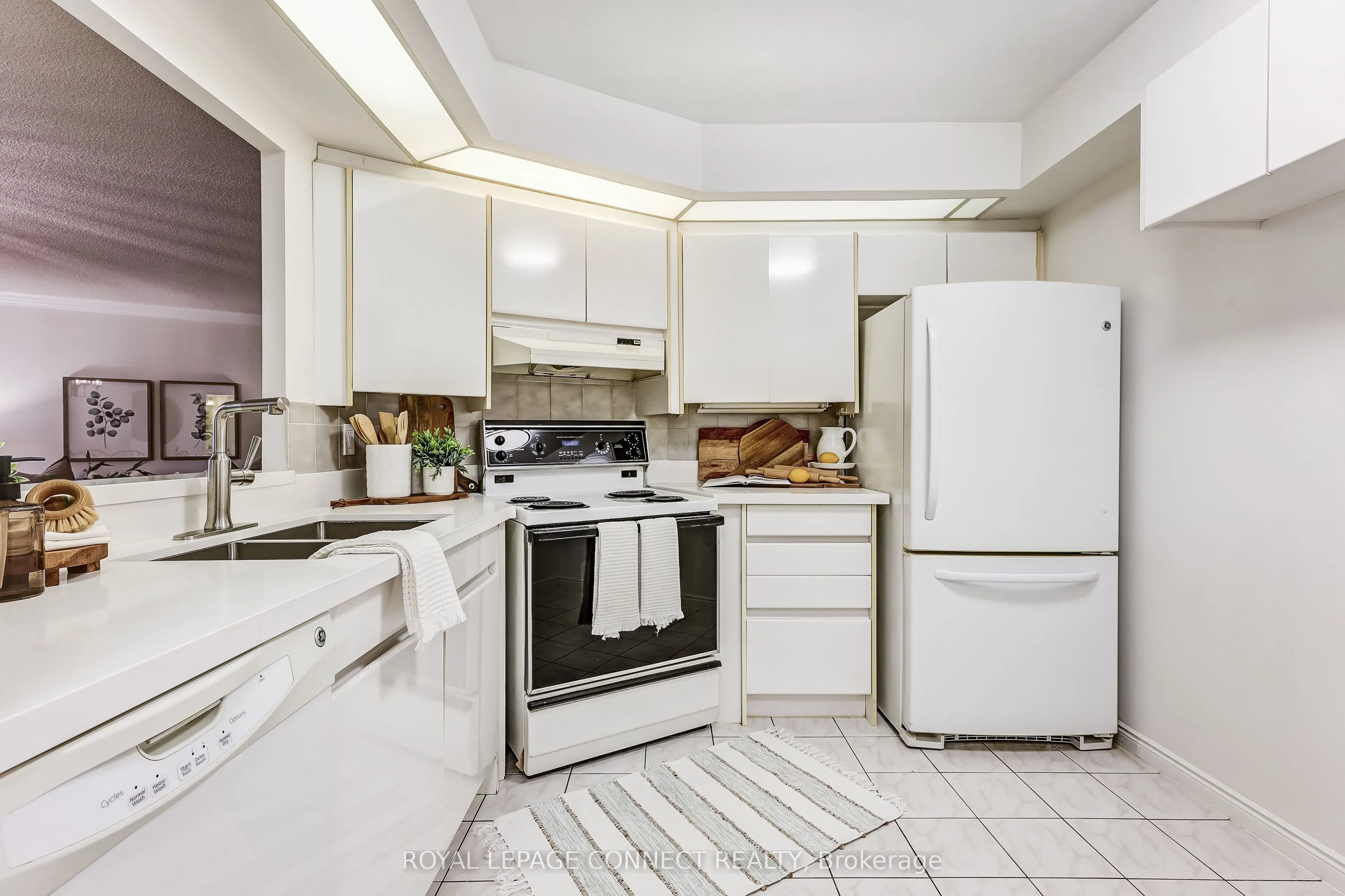 10 Guildwood Parkway, #532