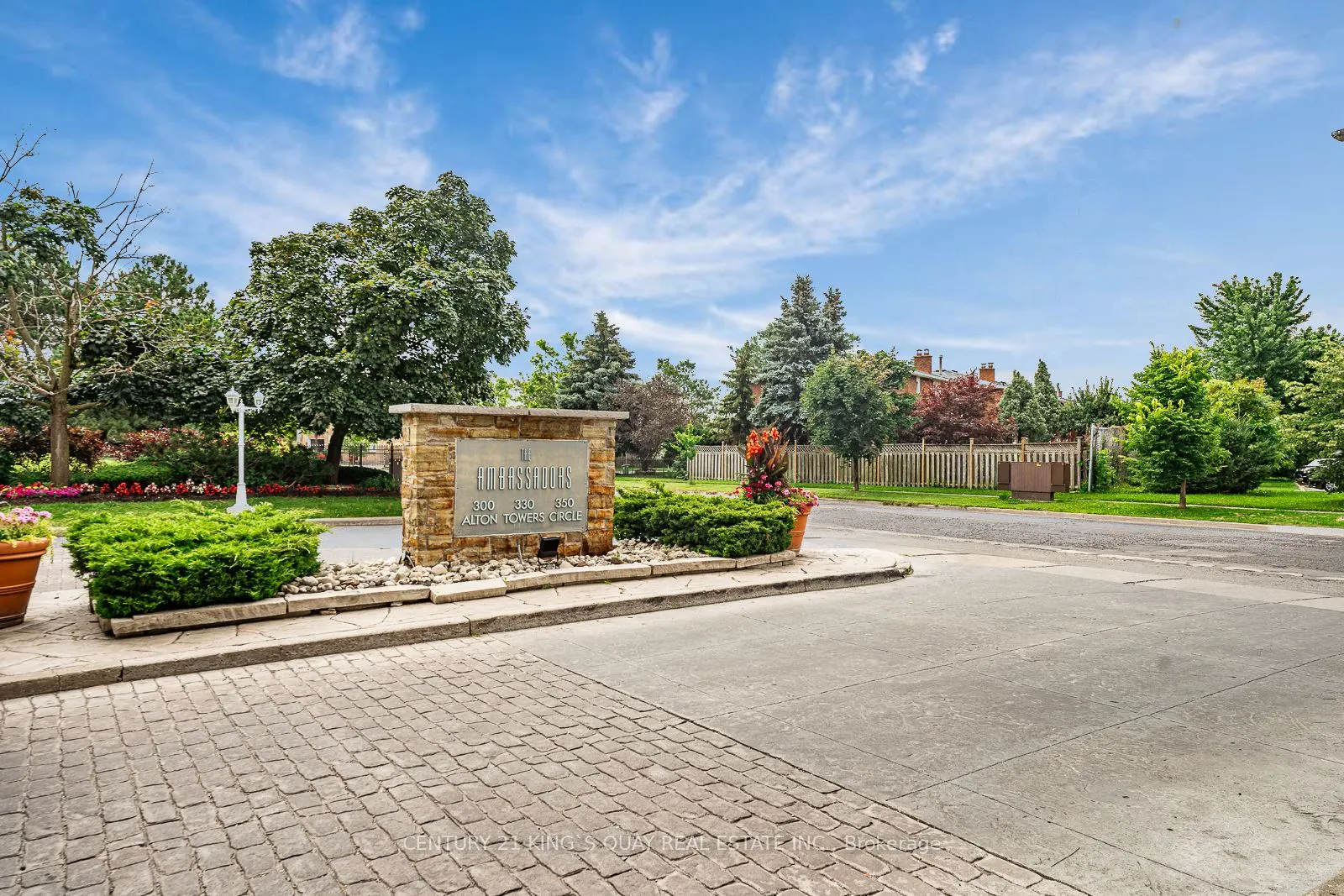 350 Alton Towers Circle, #401