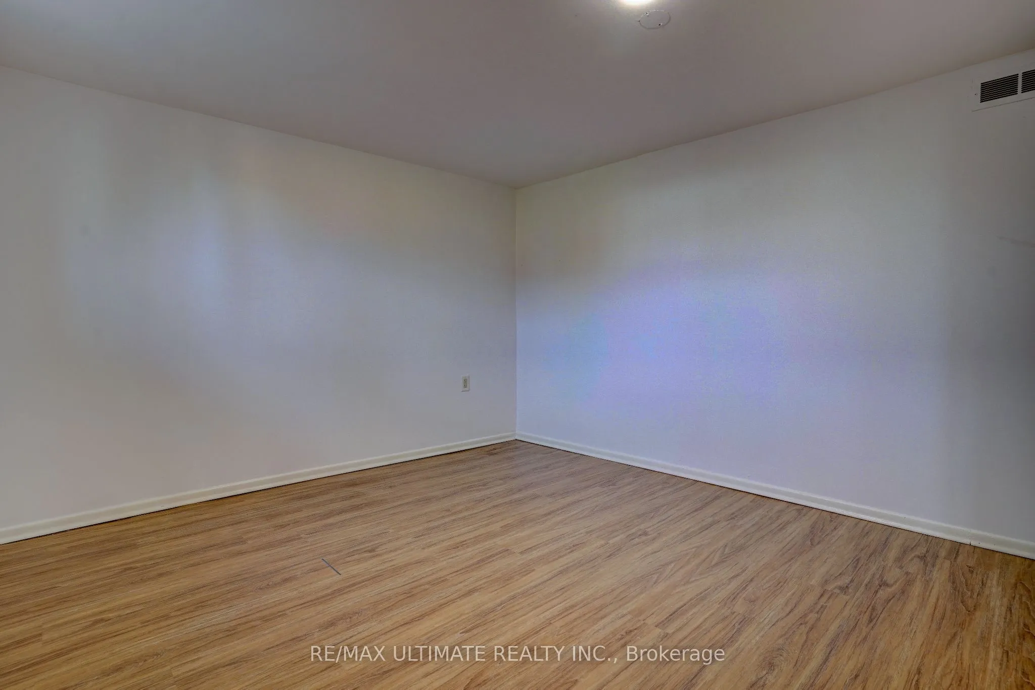 23 Falmouth Avenue, #Lower