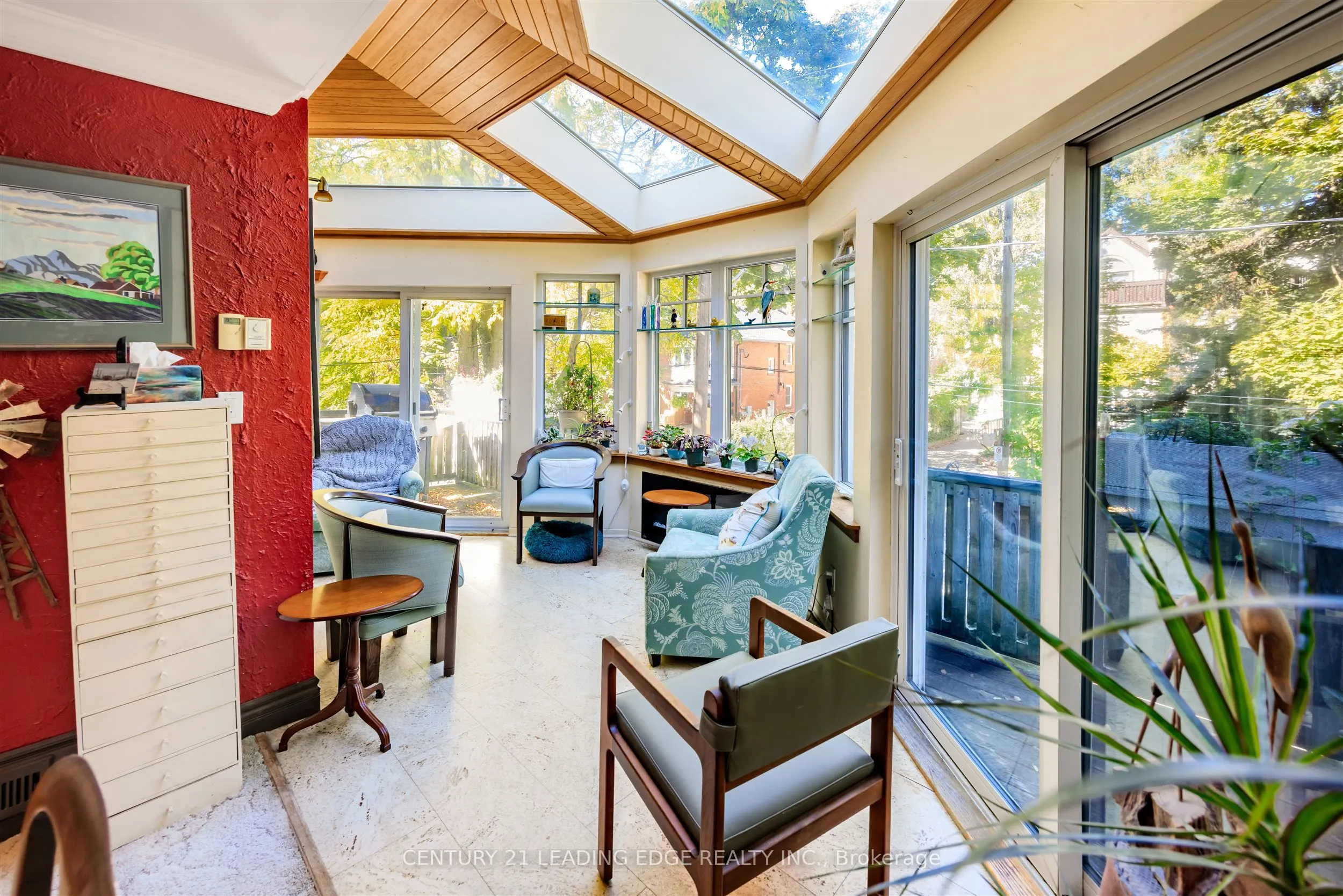9 Balmy Avenue