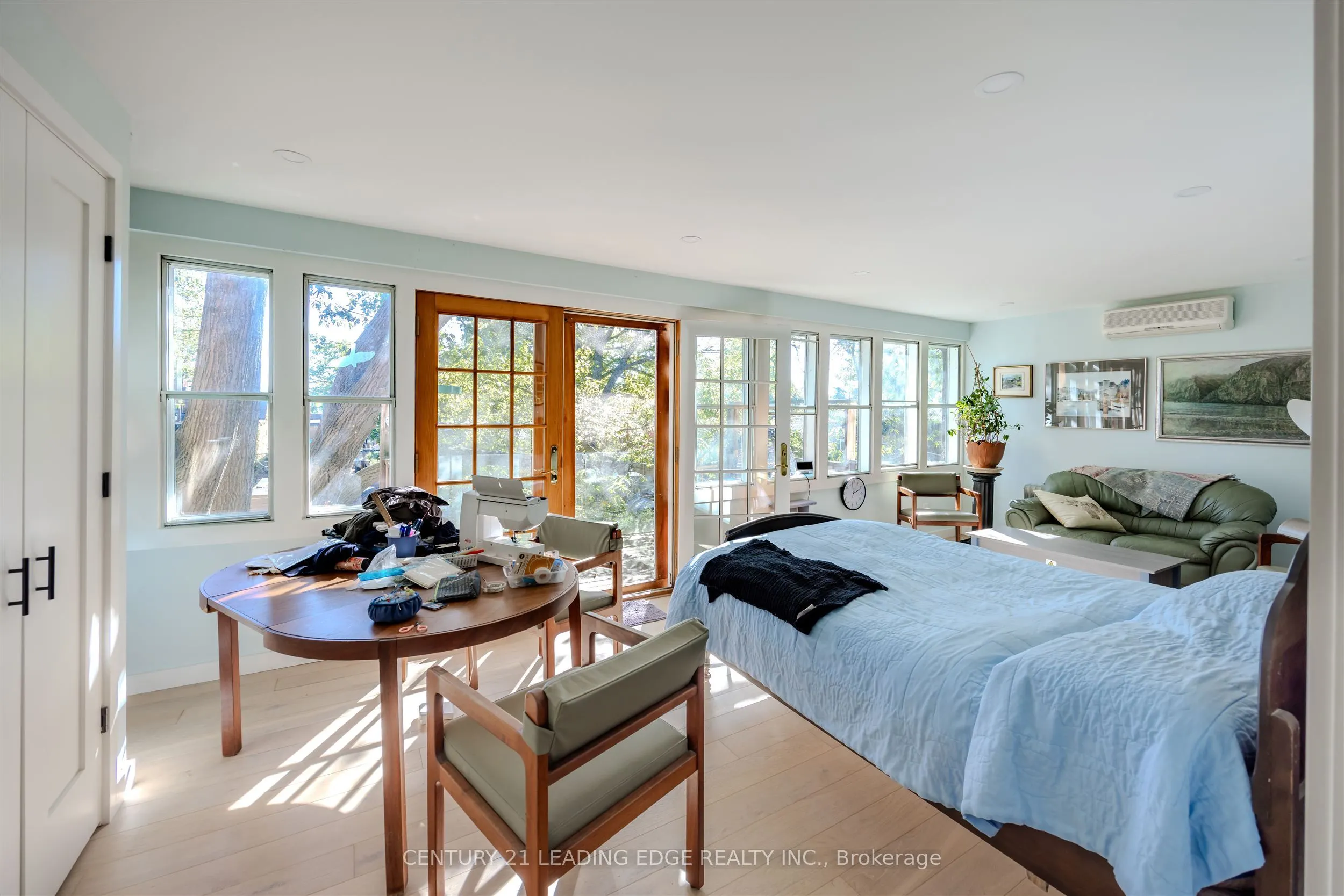 9 Balmy Avenue