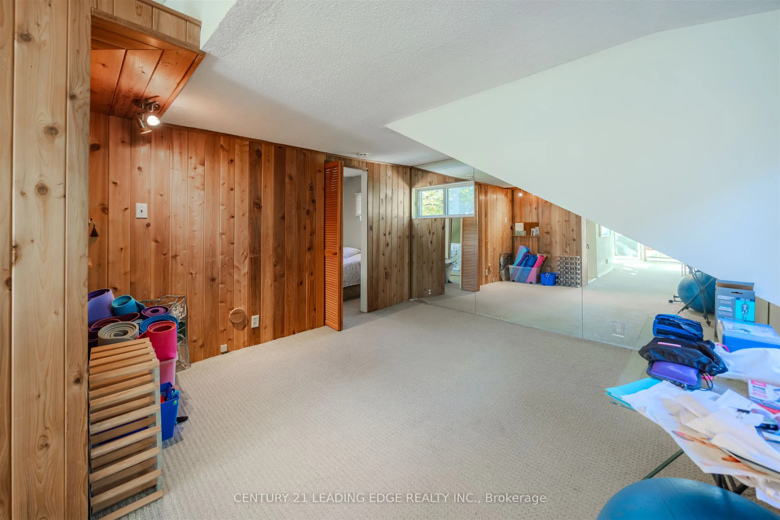 9 Balmy Avenue
