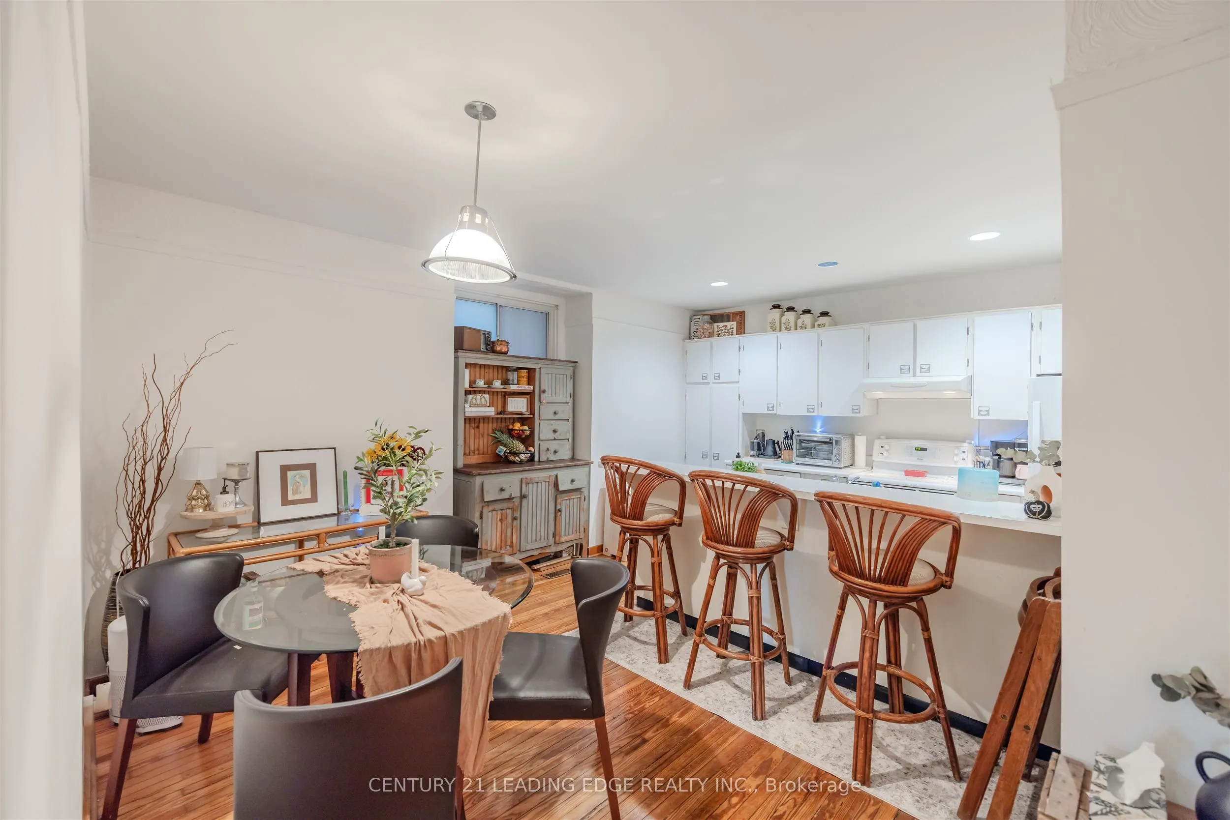 9 Balmy Avenue