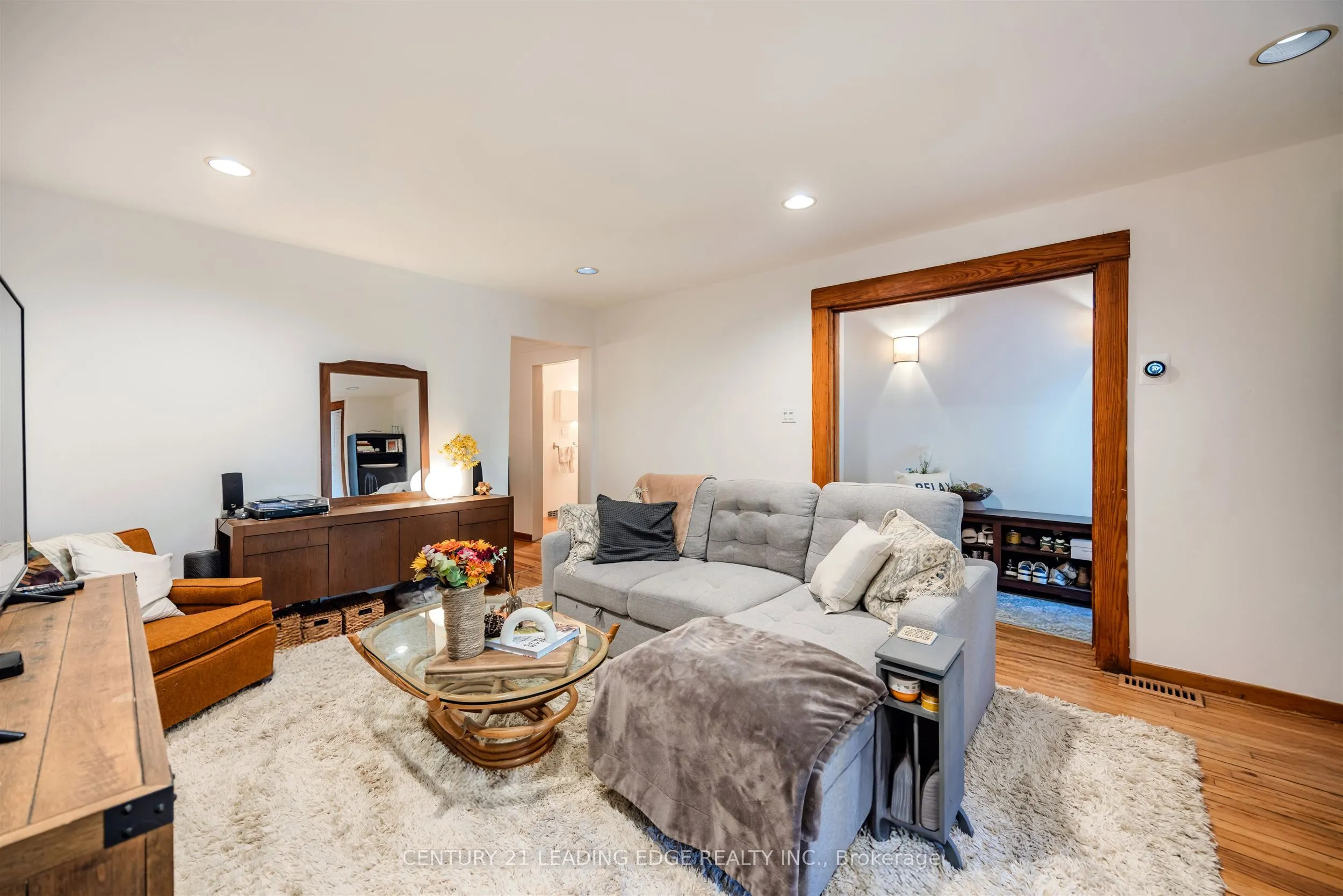 9 Balmy Avenue