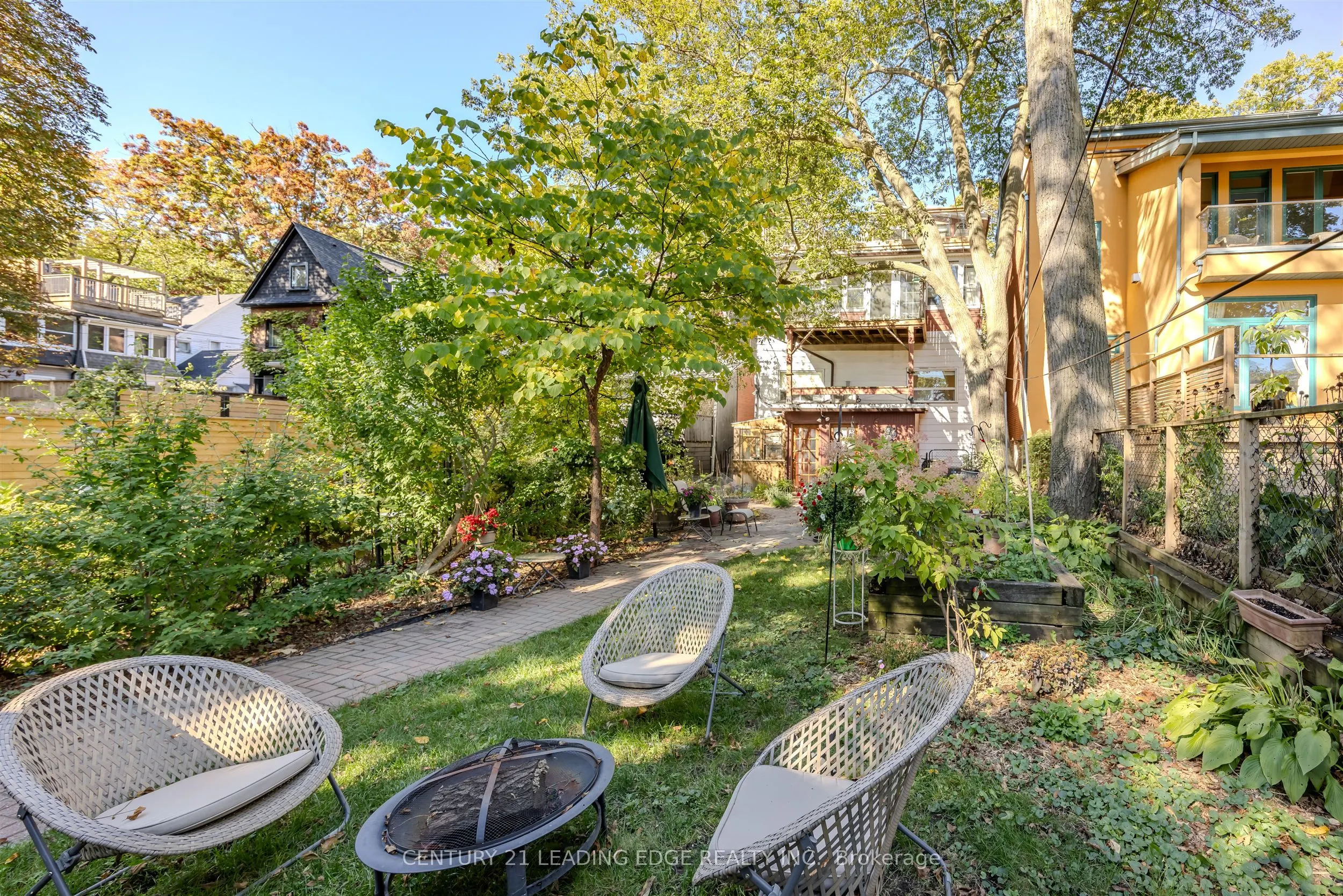 9 Balmy Avenue