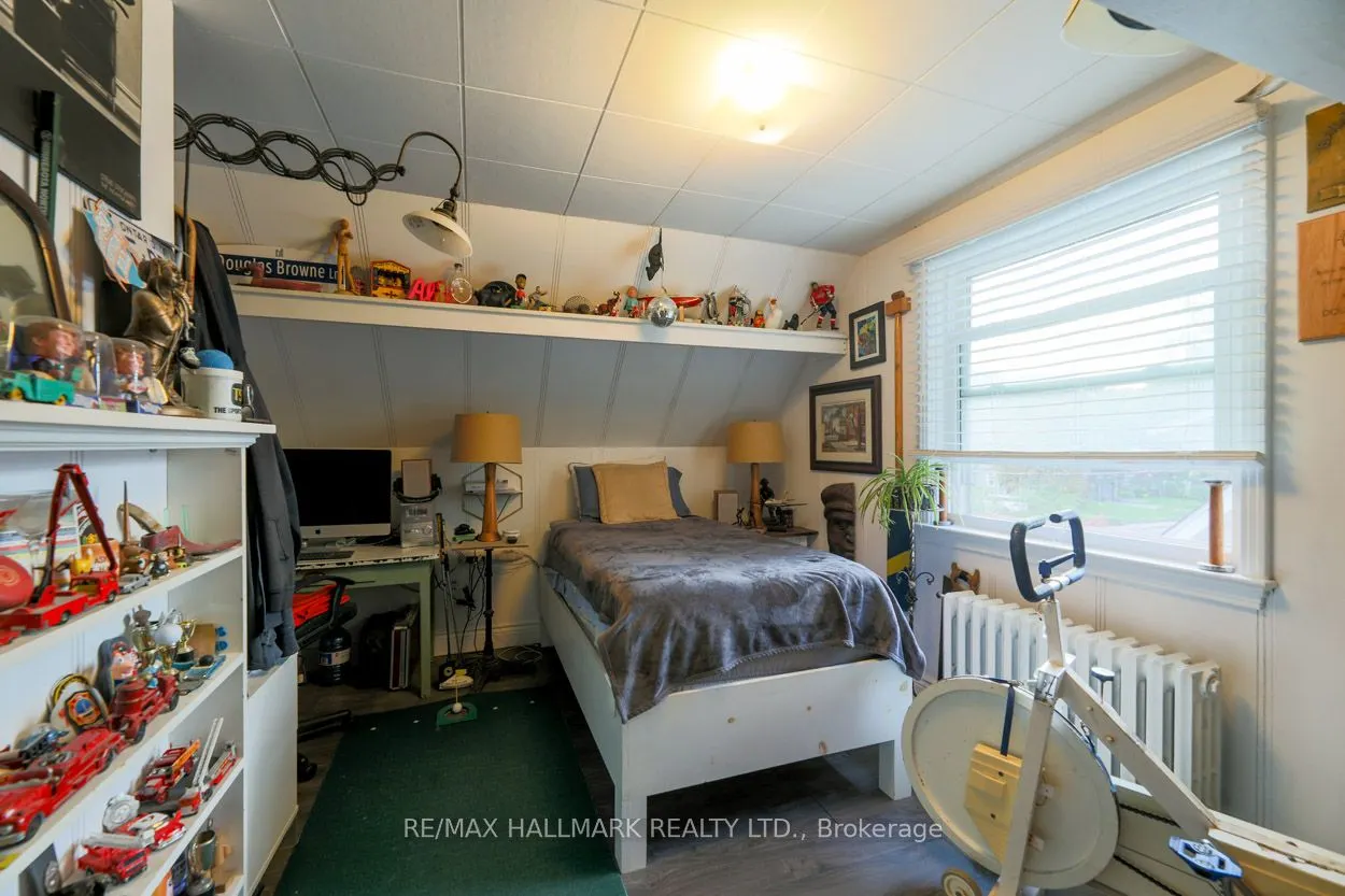 110 Lakeside Avenue