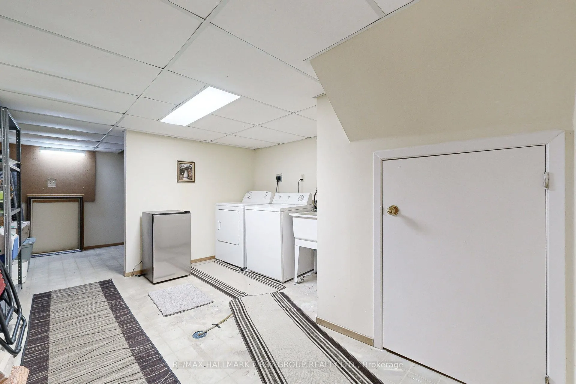 512 Creekview Circle