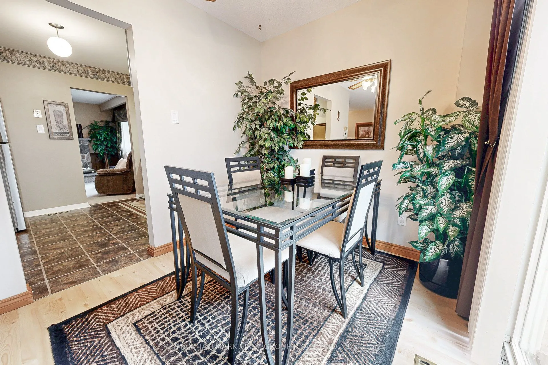 512 Creekview Circle