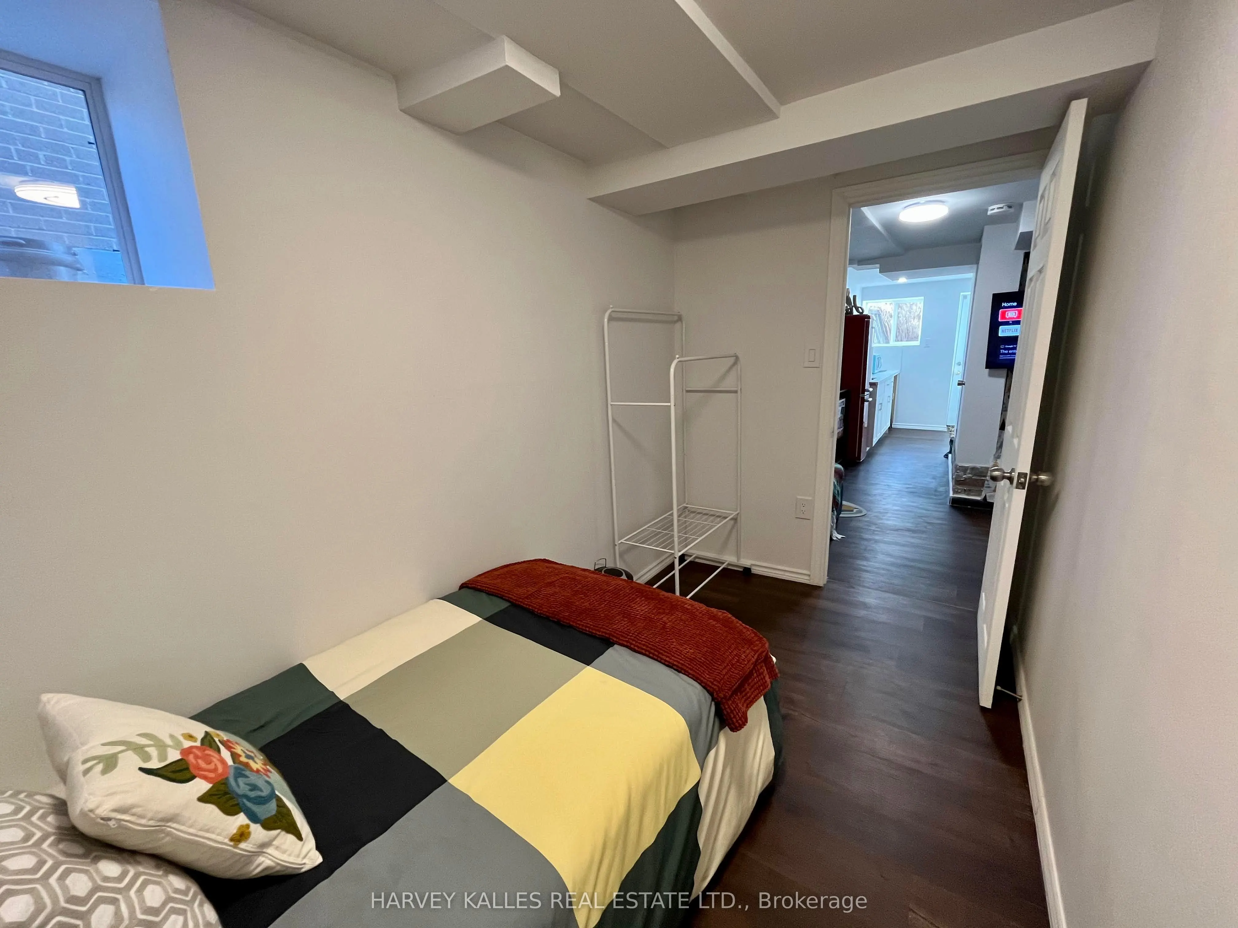 26 Leyton Avenue, #Lower