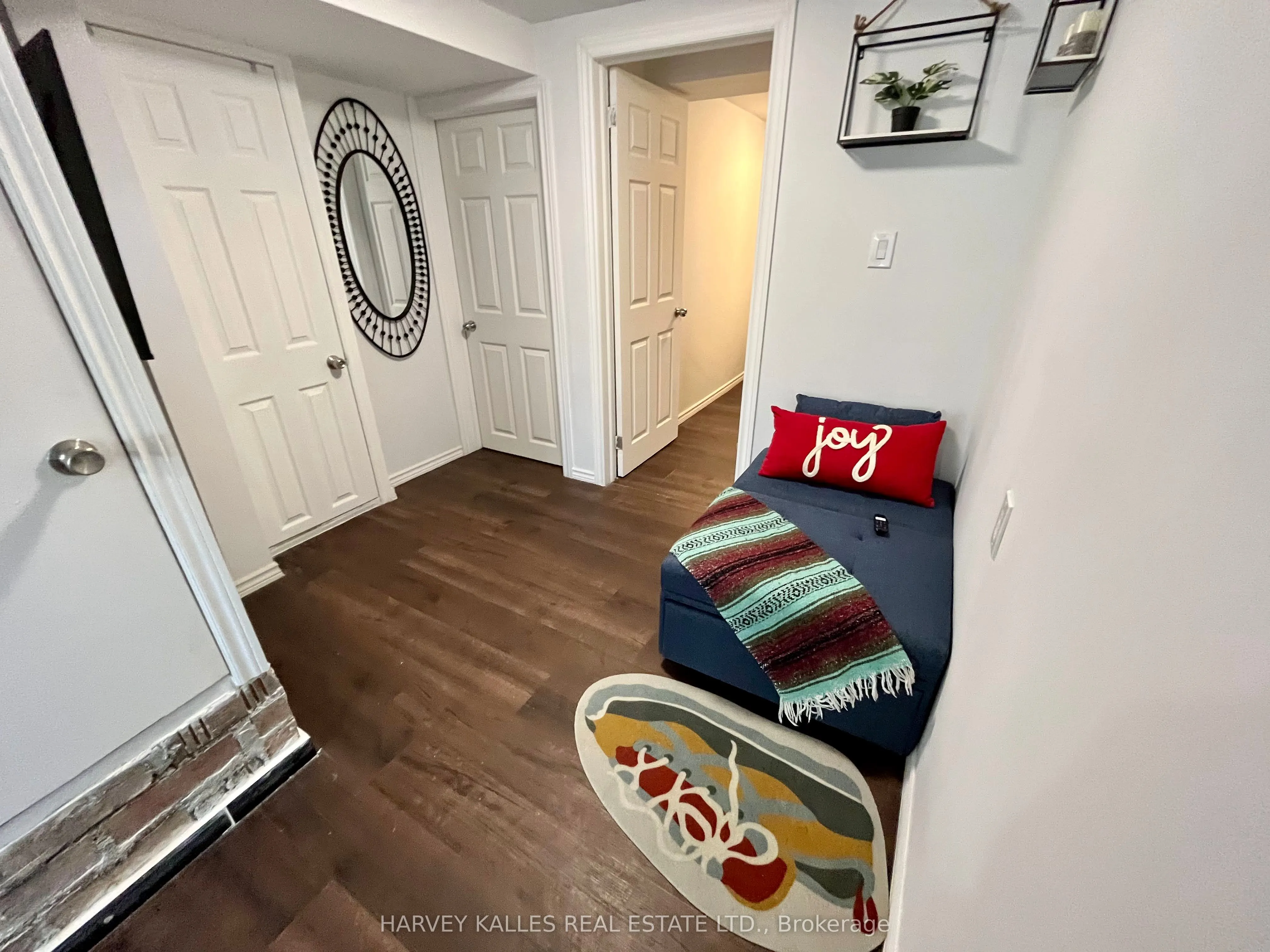26 Leyton Avenue, #Lower