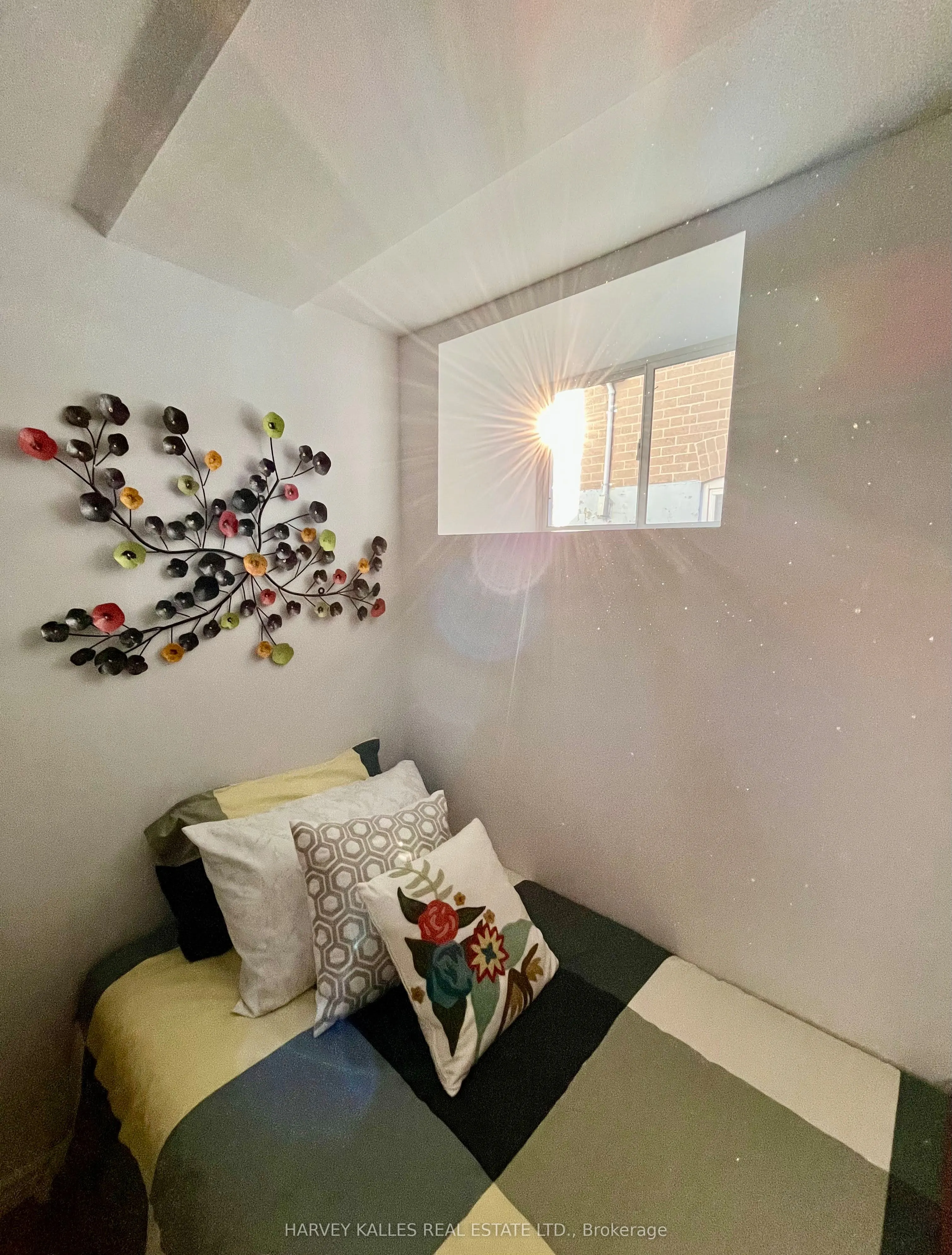 26 Leyton Avenue, #Lower
