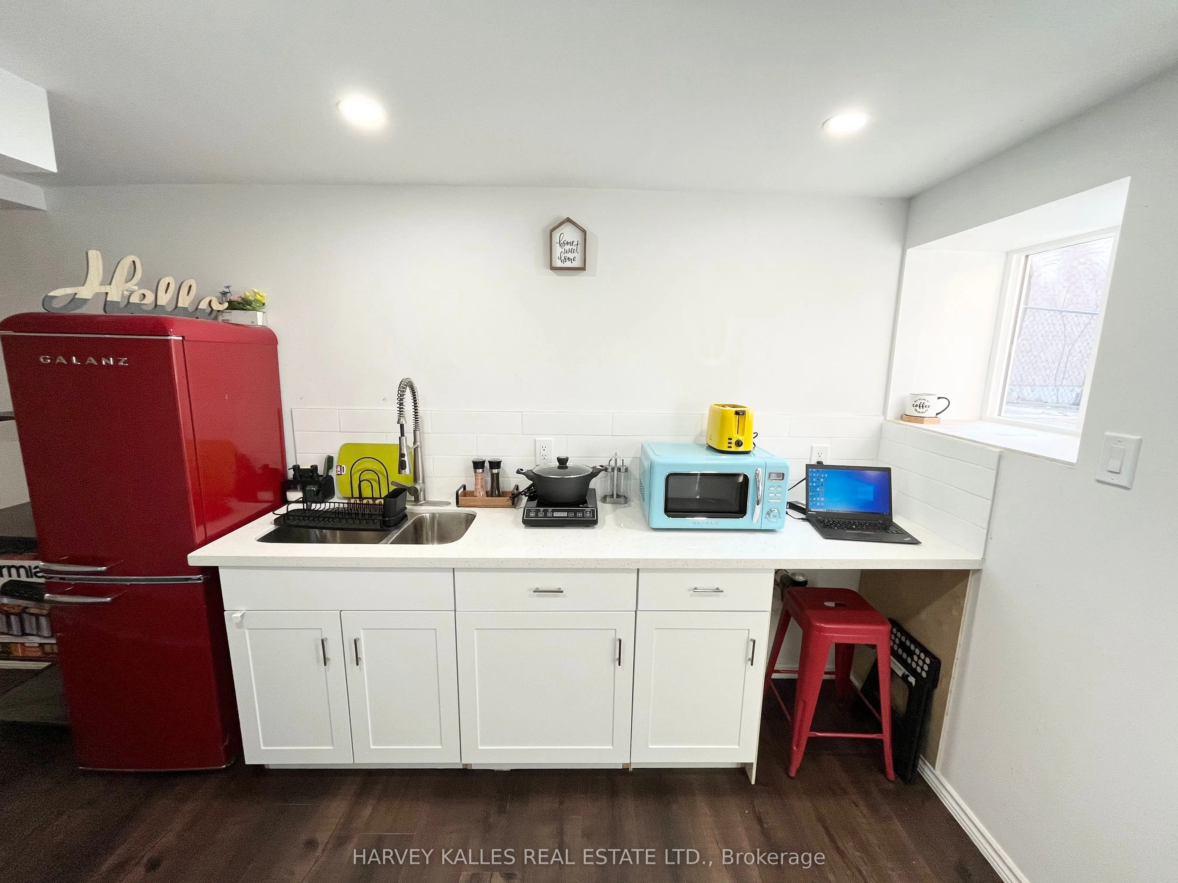 26 Leyton Avenue, #Lower