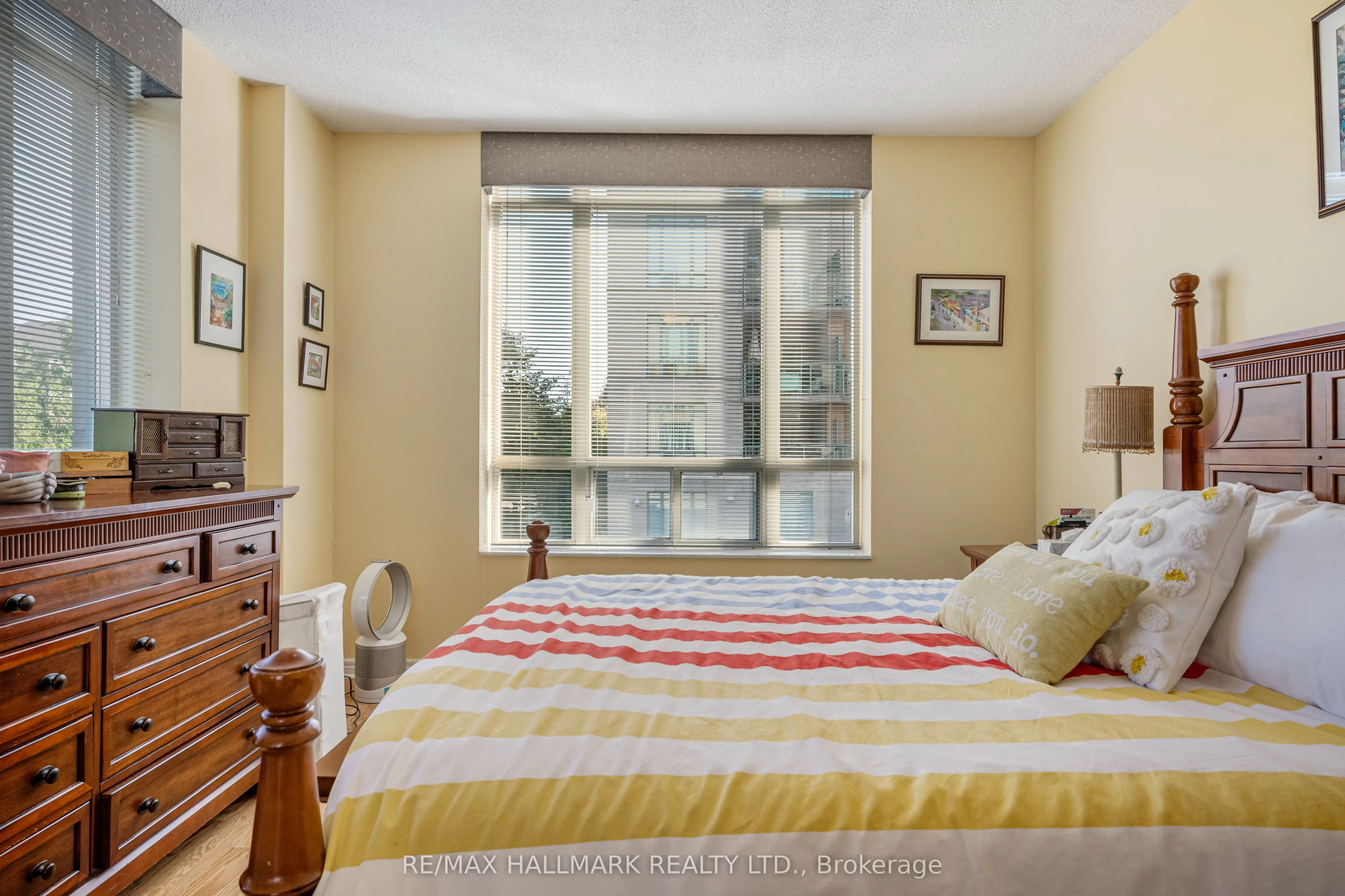 35 Boardwalk Drive, #222