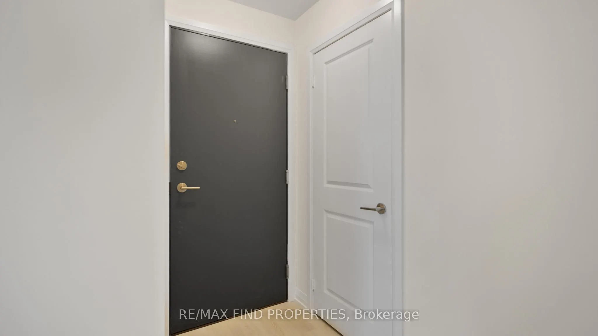3260 Sheppard Avenue E, #1002