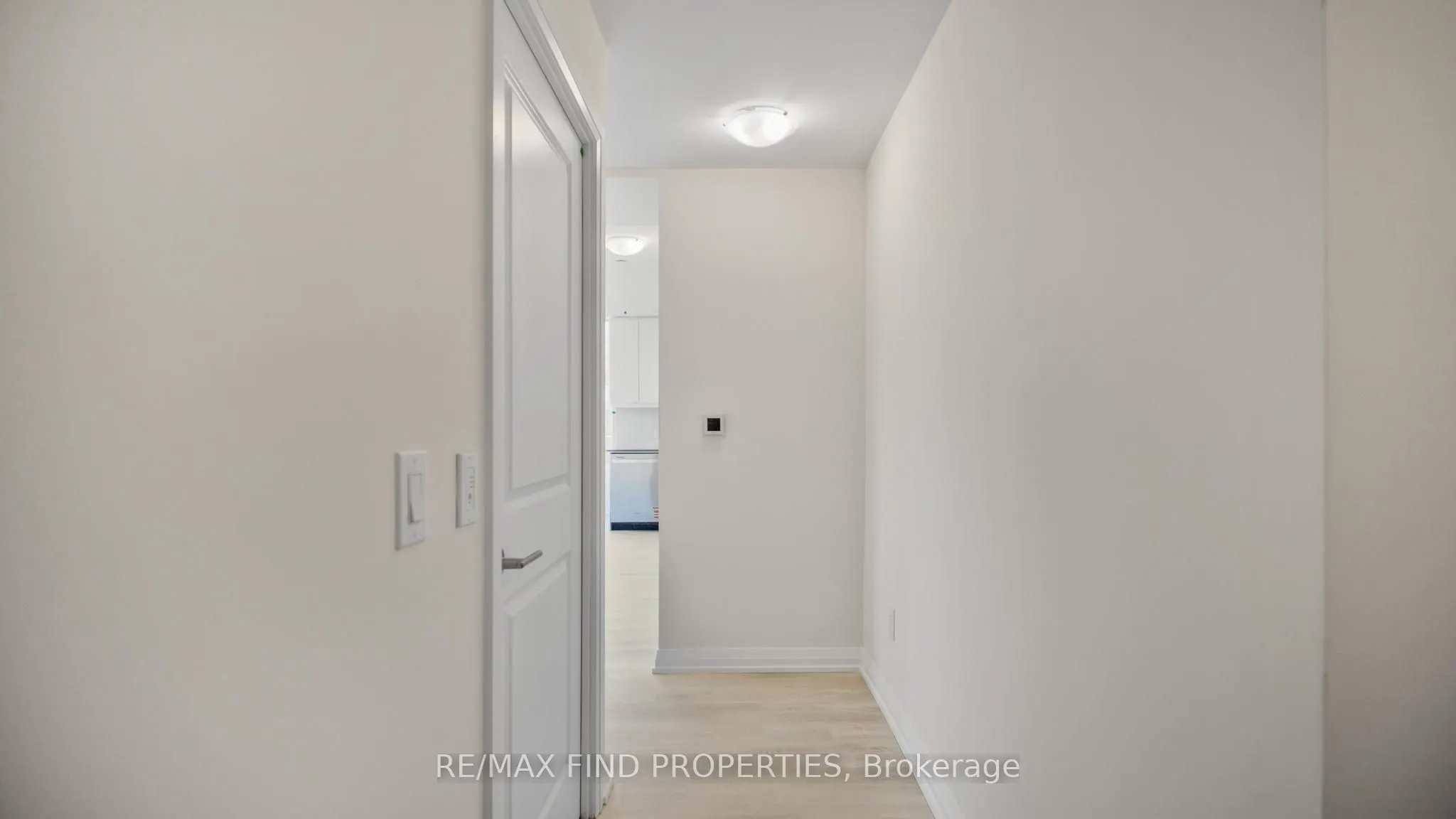 3260 Sheppard Avenue E, #1002