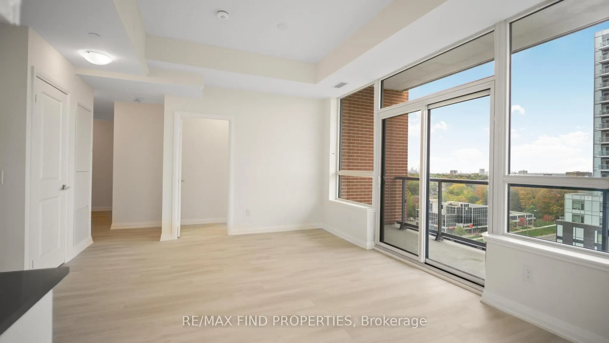 3260 Sheppard Avenue E, #1002