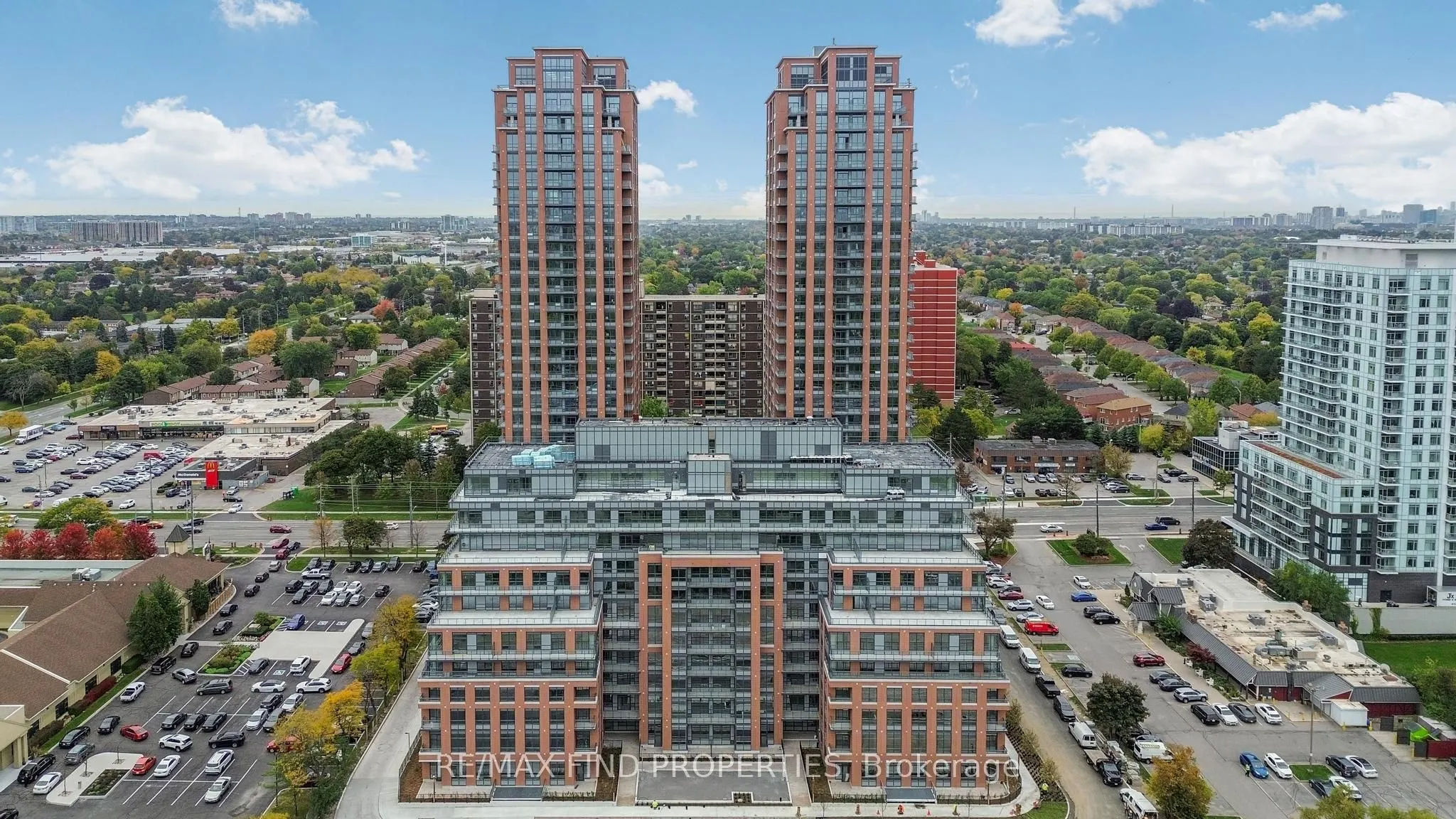3260 Sheppard Avenue E, #1002