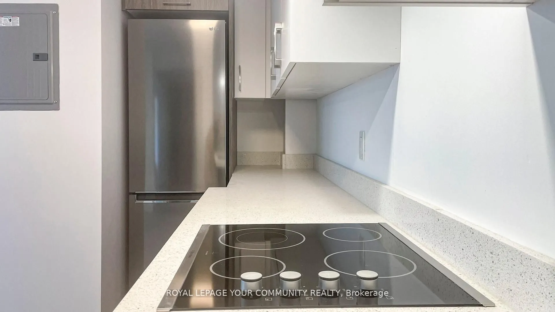 45 Connaught Avenue, #301