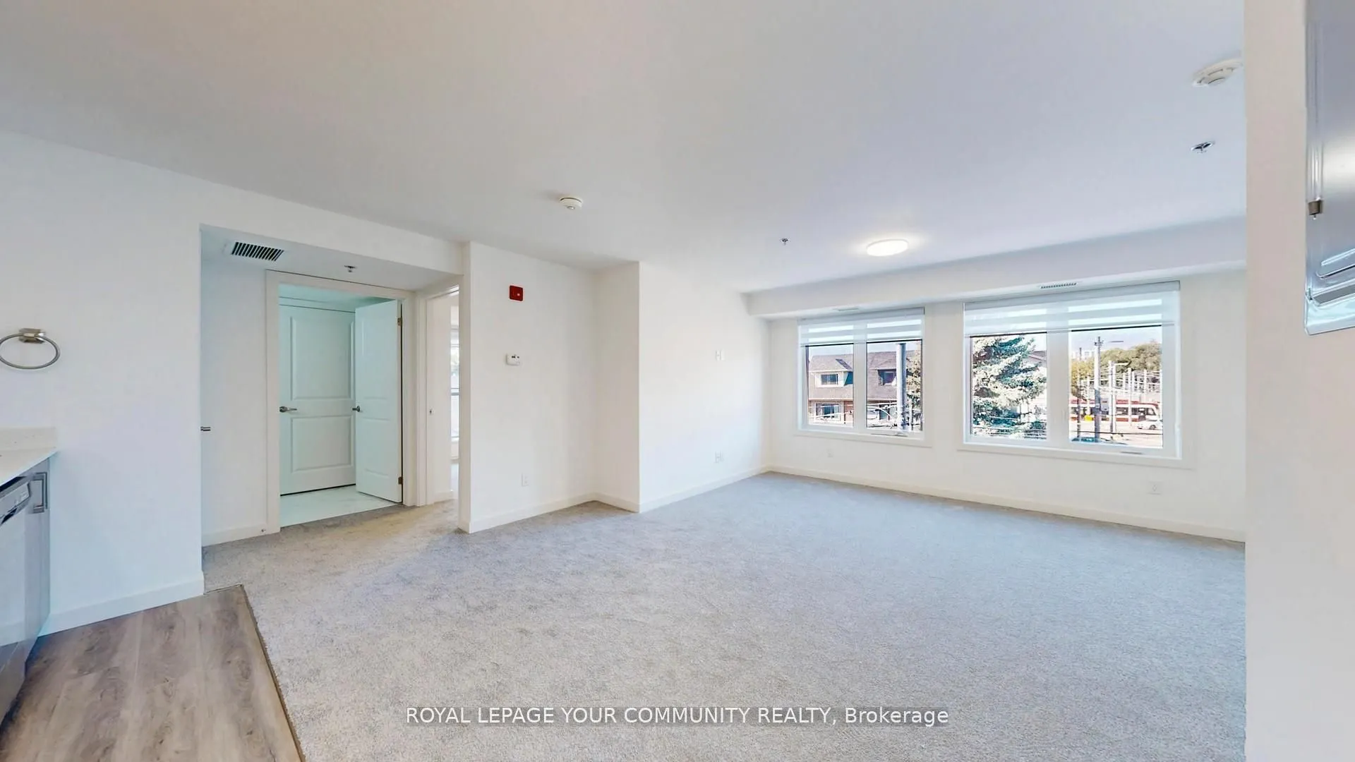 45 Connaught Avenue, #301