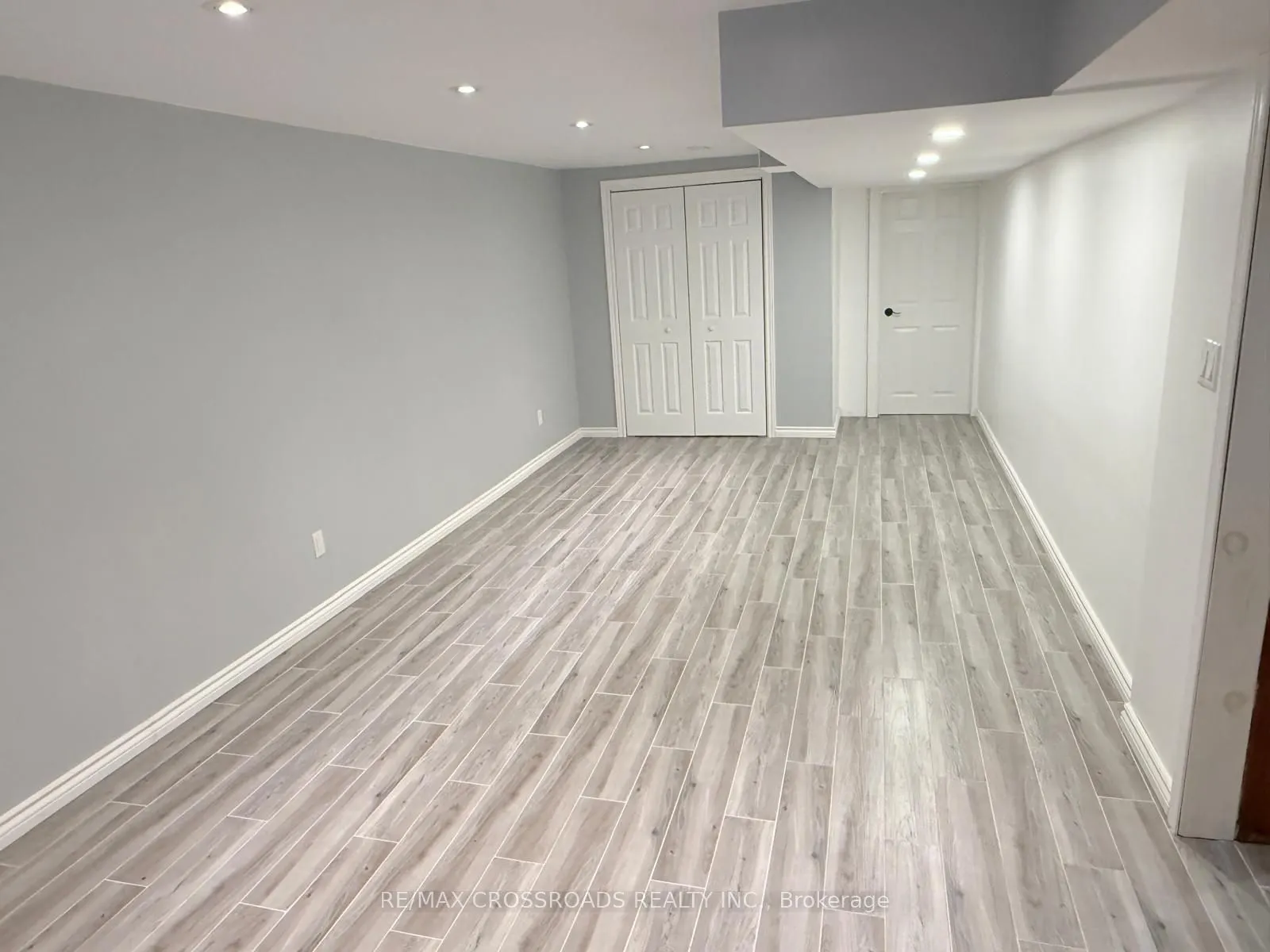 6 Logstone Crescent