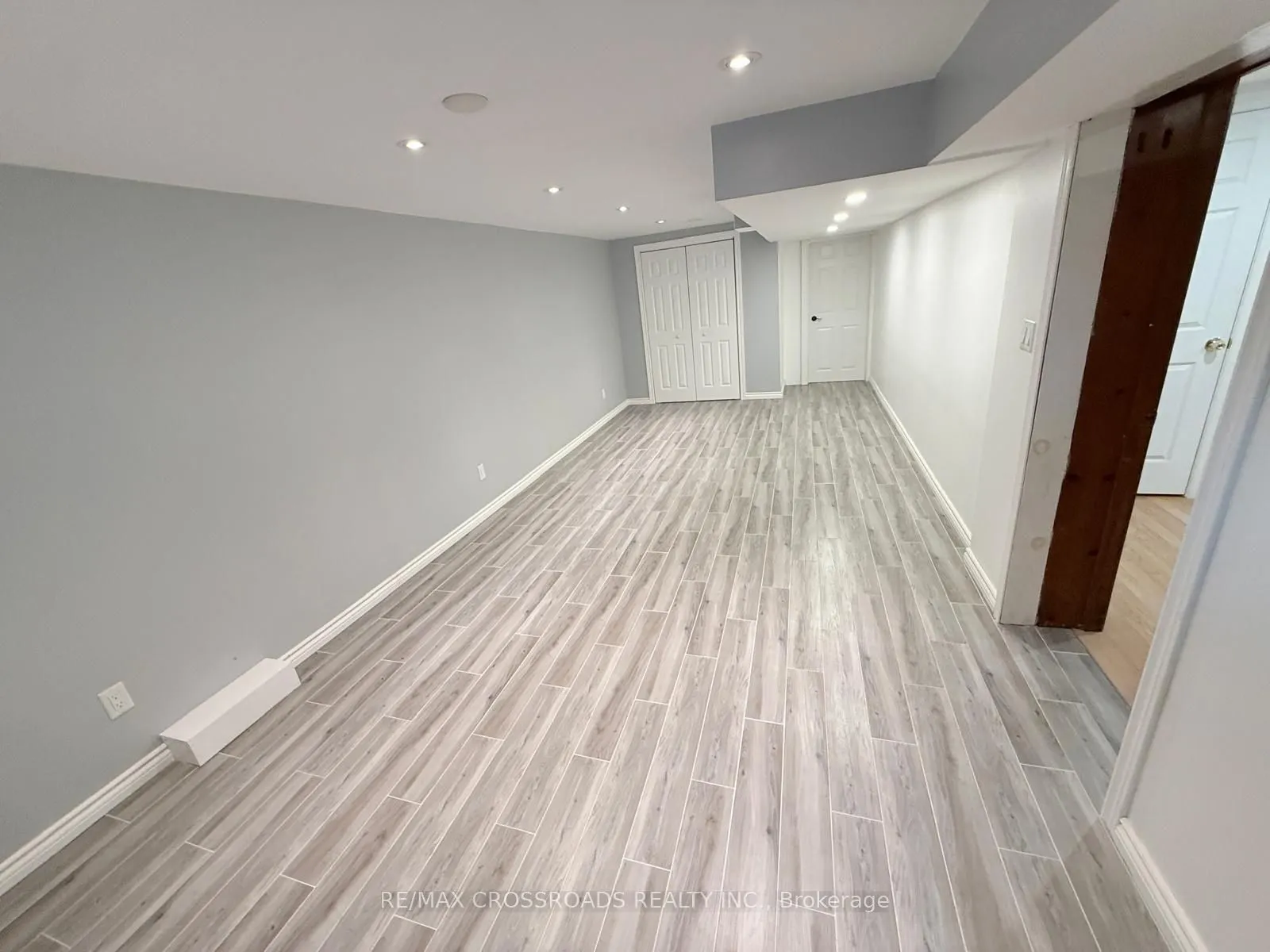 6 Logstone Crescent