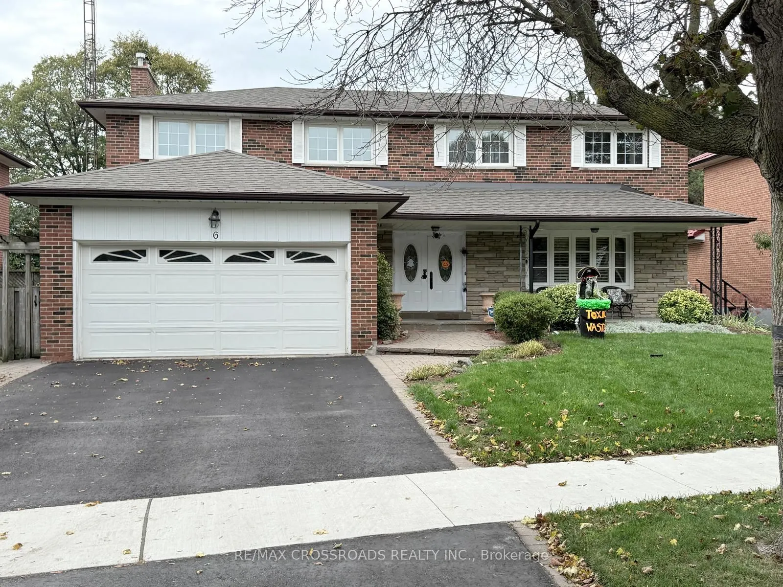 6 Logstone Crescent