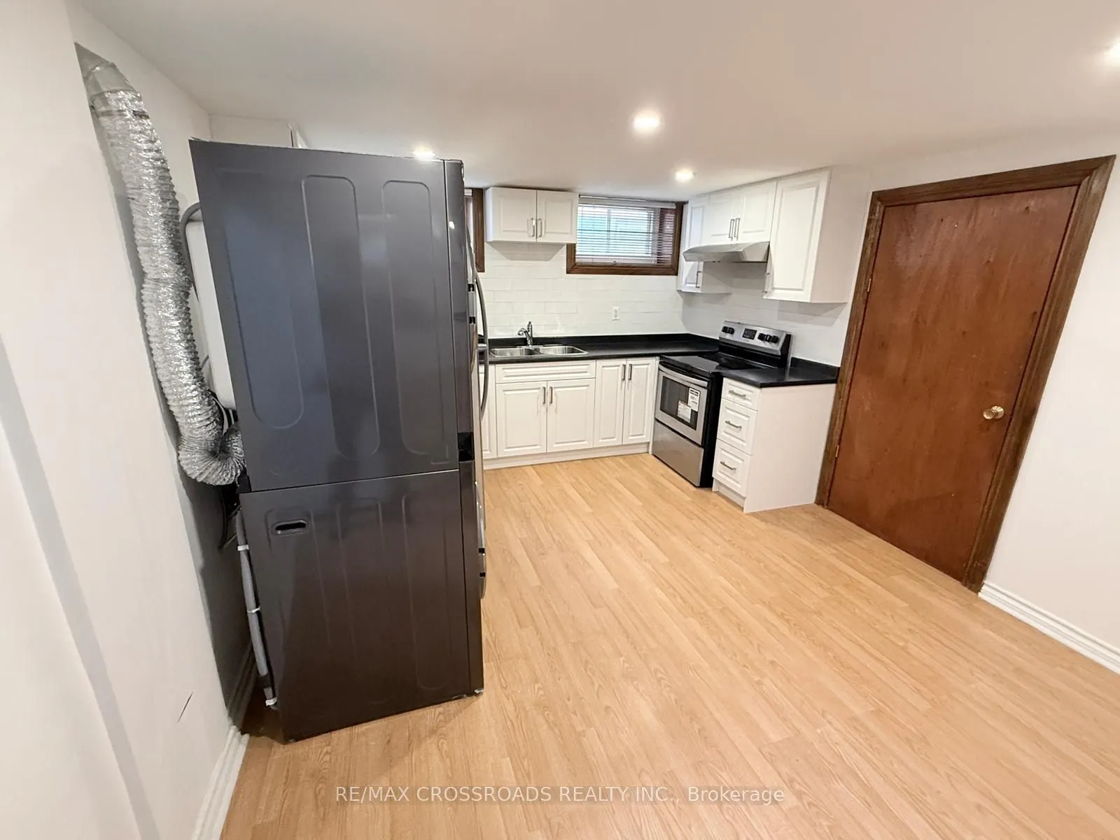 6 Logstone Crescent