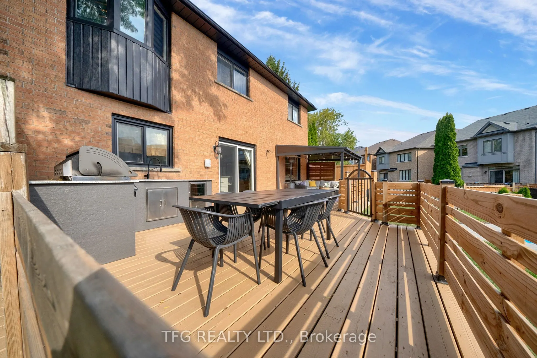 32 Falstaff Crescent