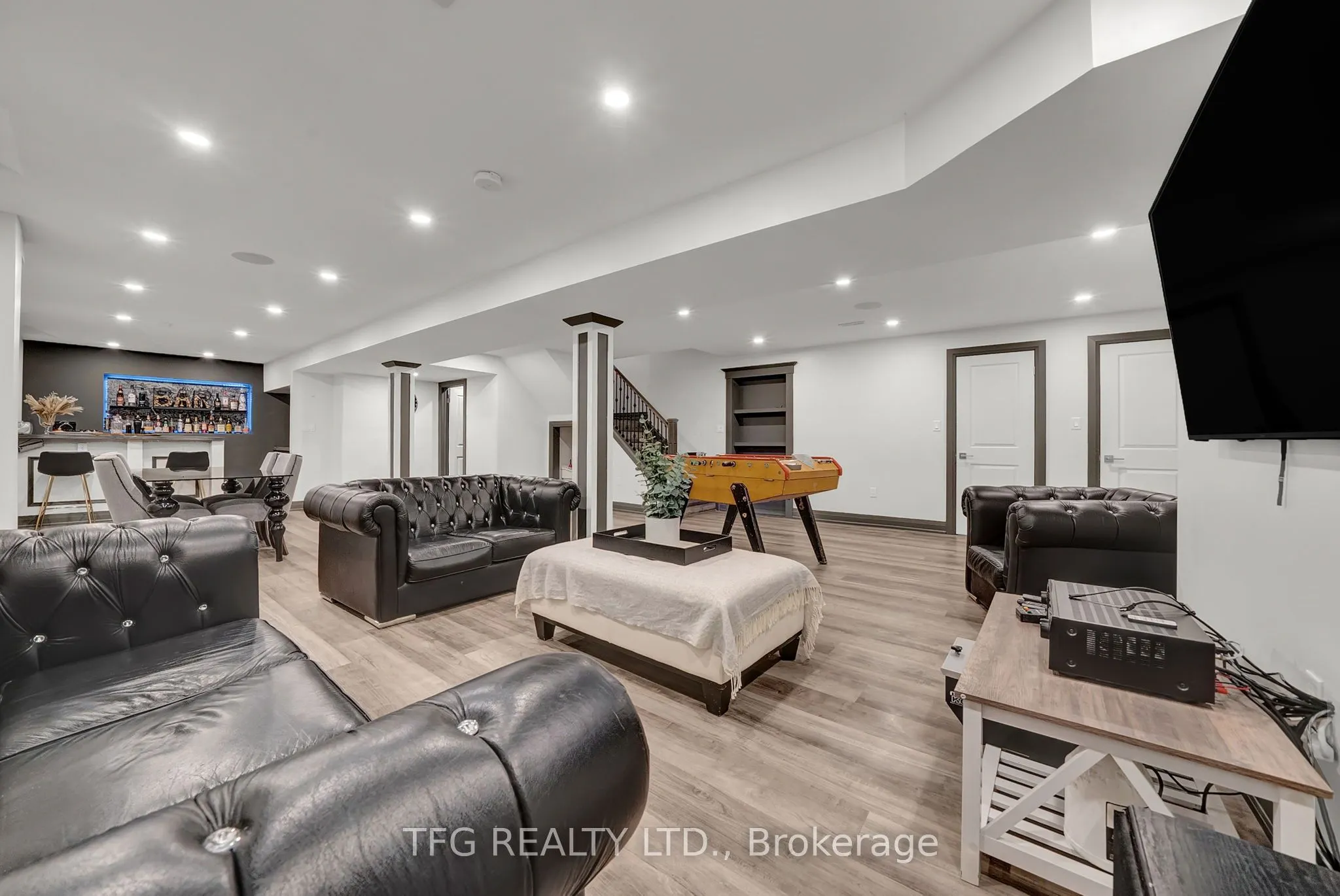 32 Falstaff Crescent
