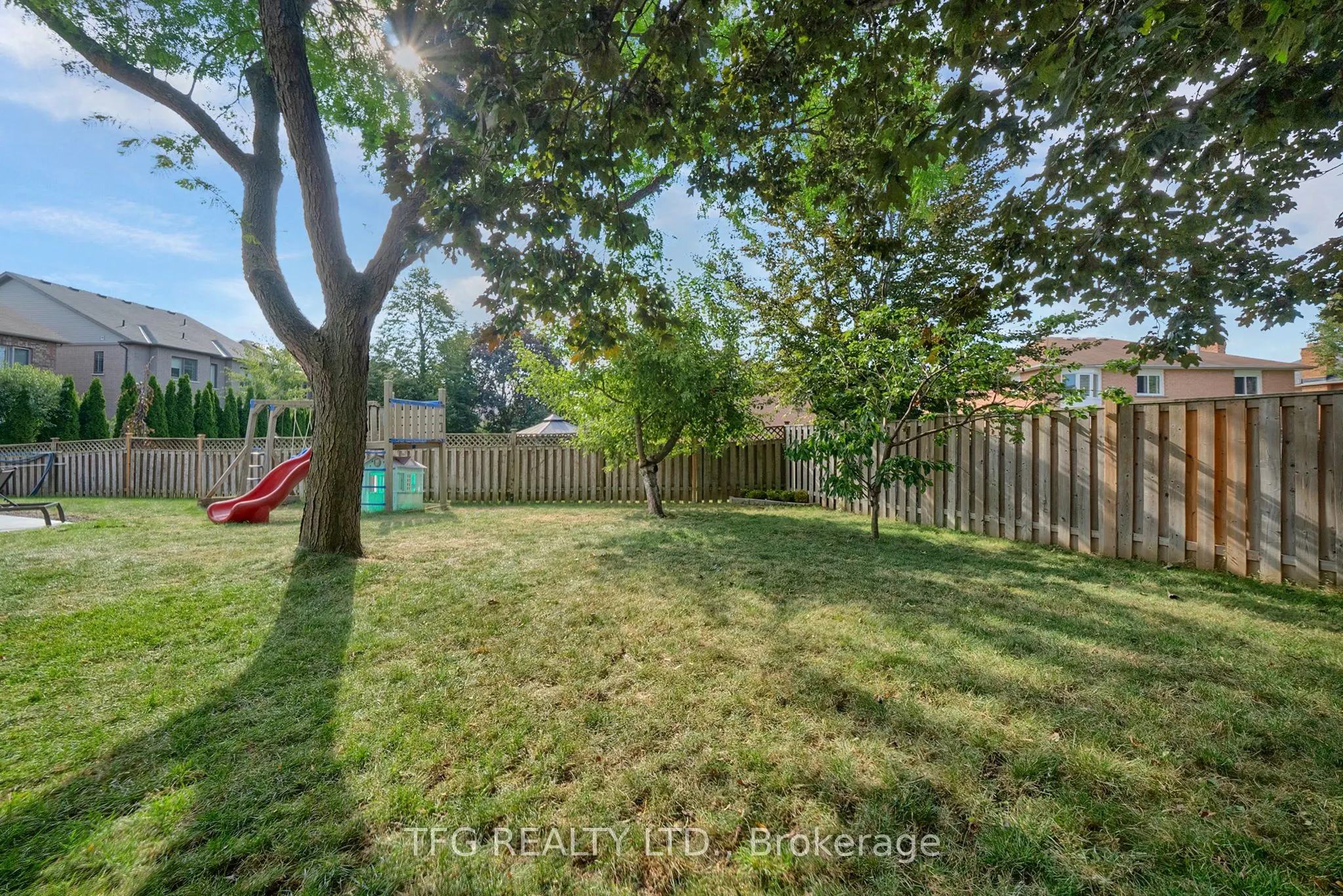32 Falstaff Crescent