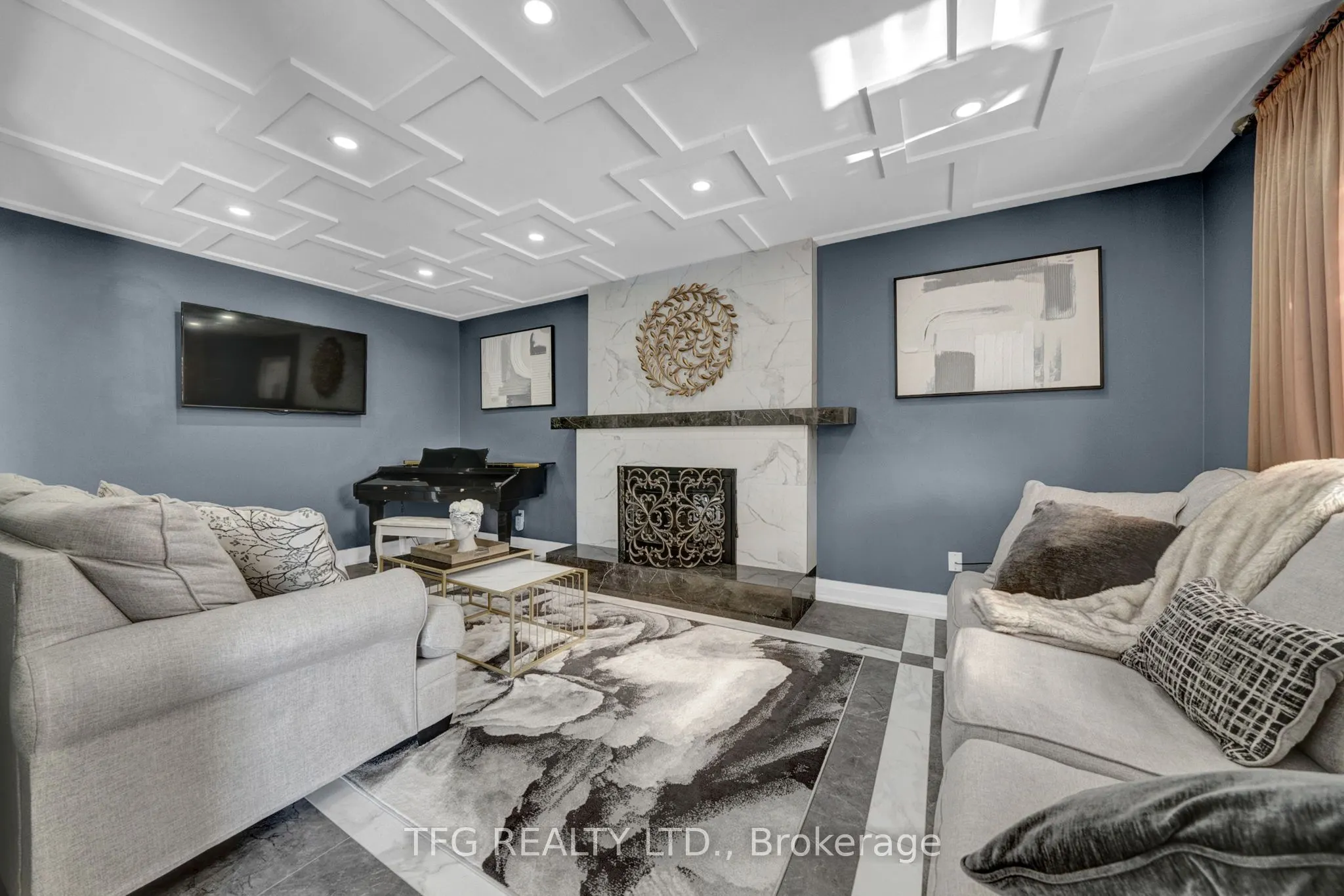 32 Falstaff Crescent